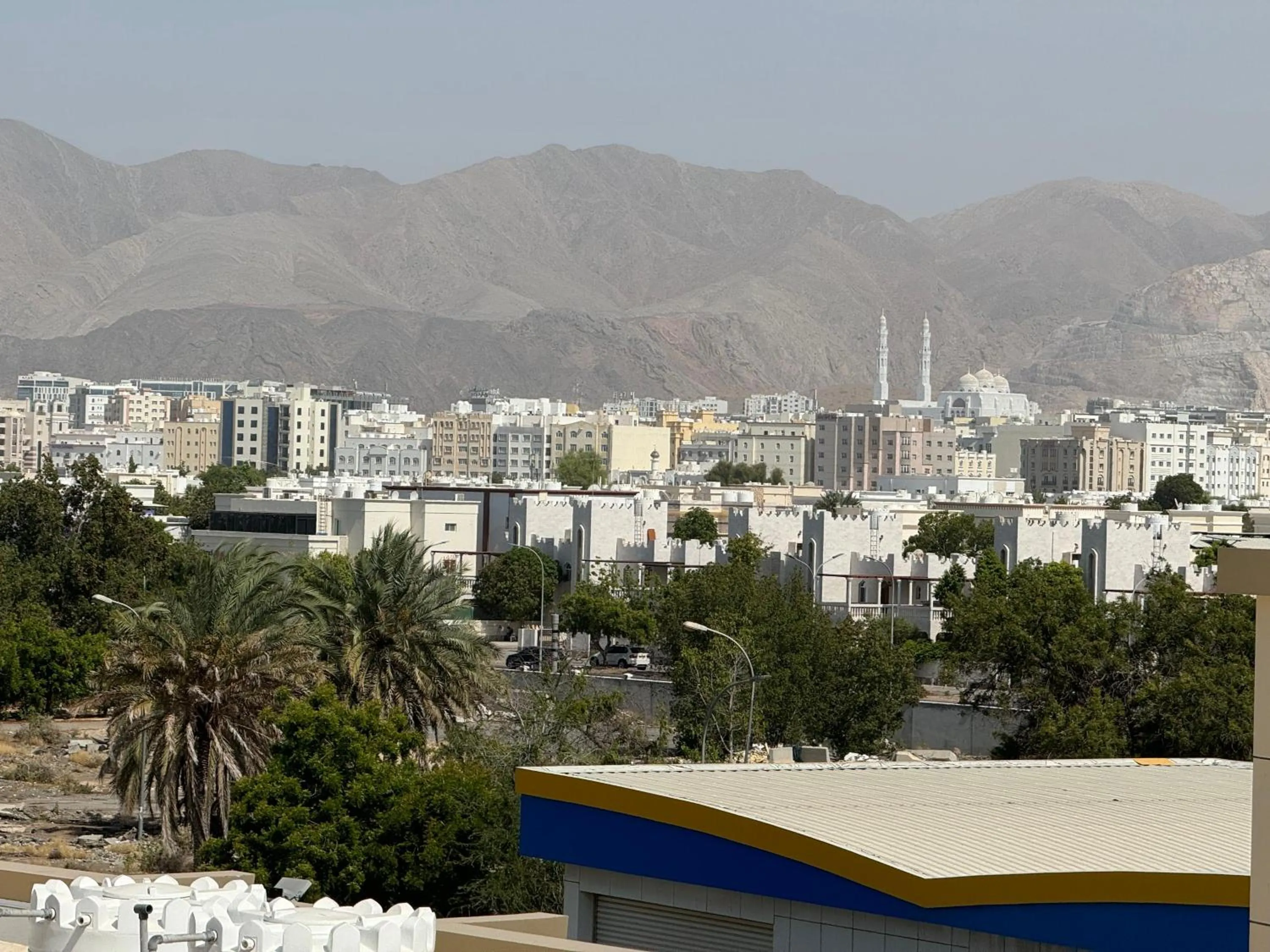 Al Ferdous Hotel Apartments