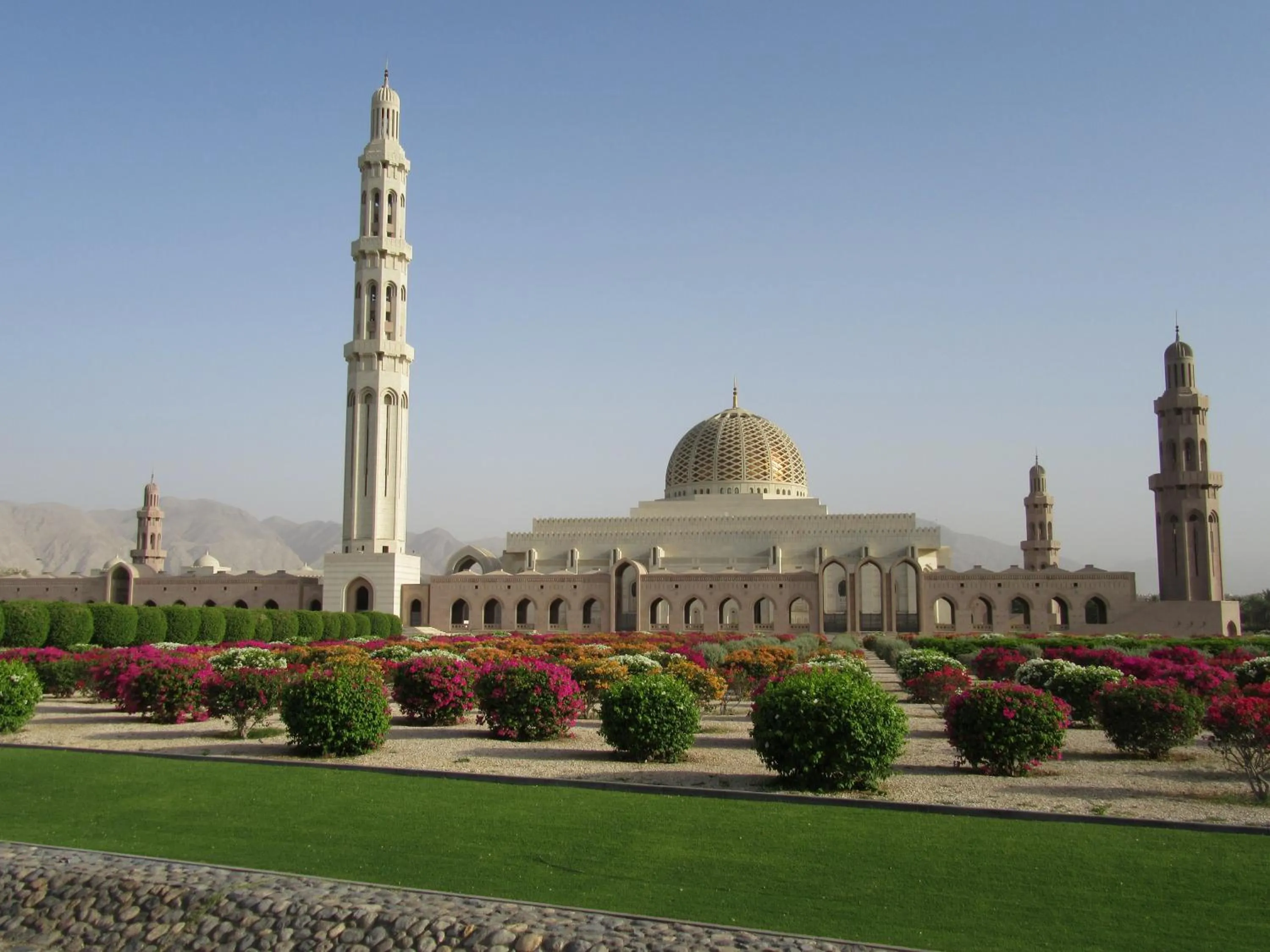 Al Ferdous Hotel Apartments