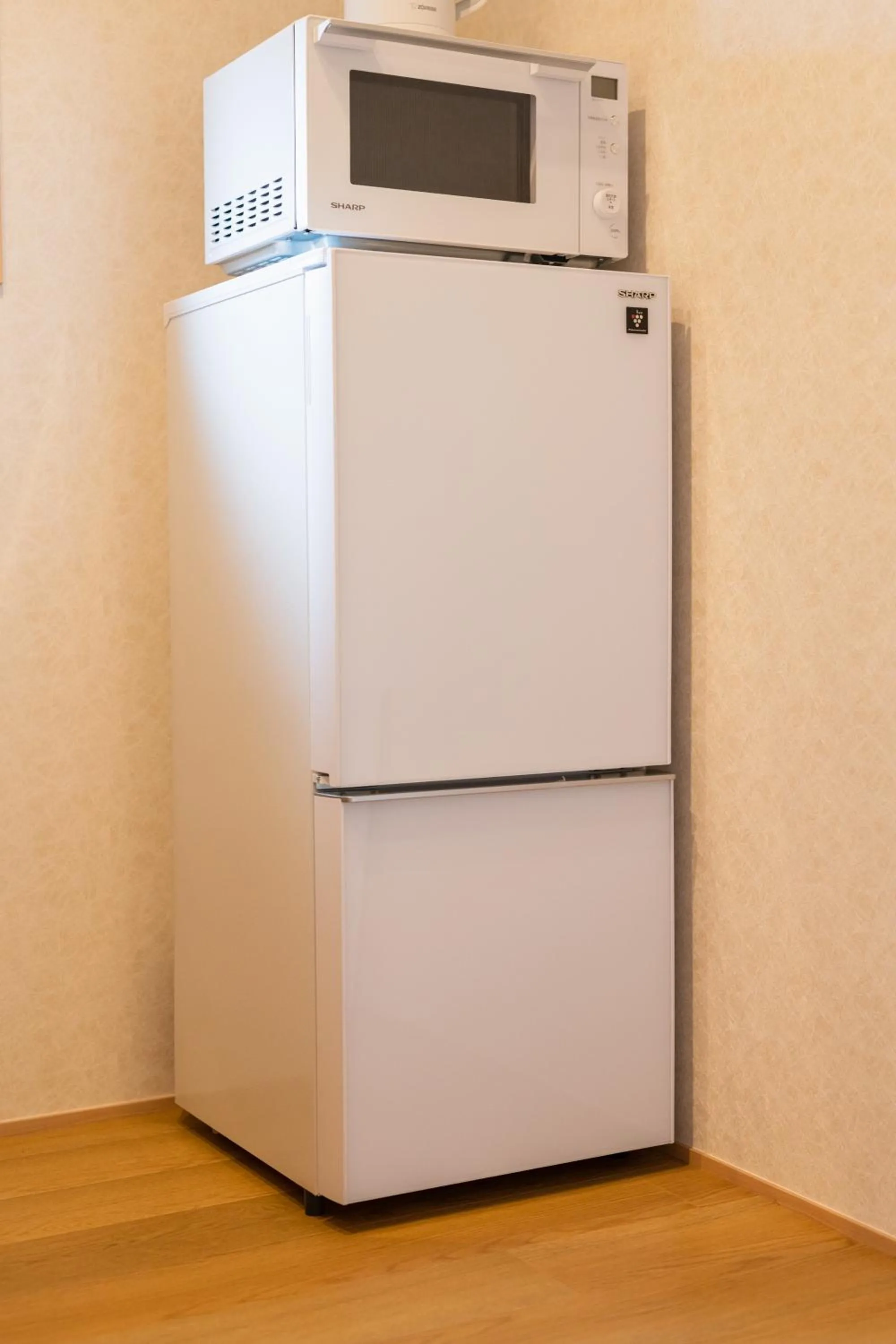 Photo of the whole room in GRAND BASE Hakata Gofuku