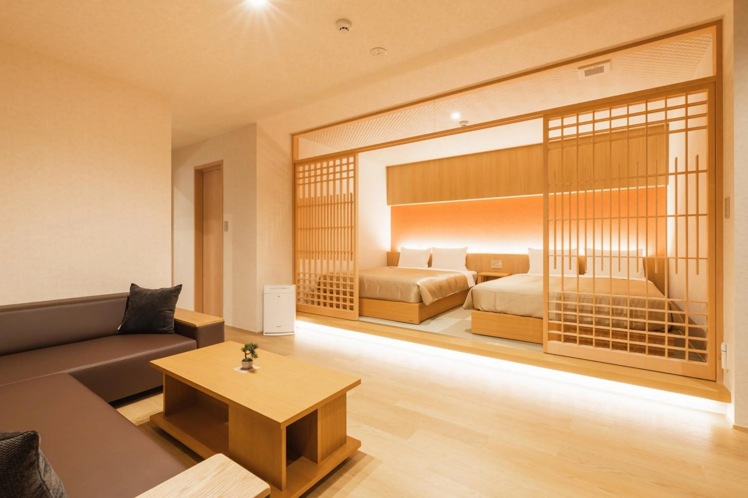 Photo of the whole room in GRAND BASE Hakata Gofuku