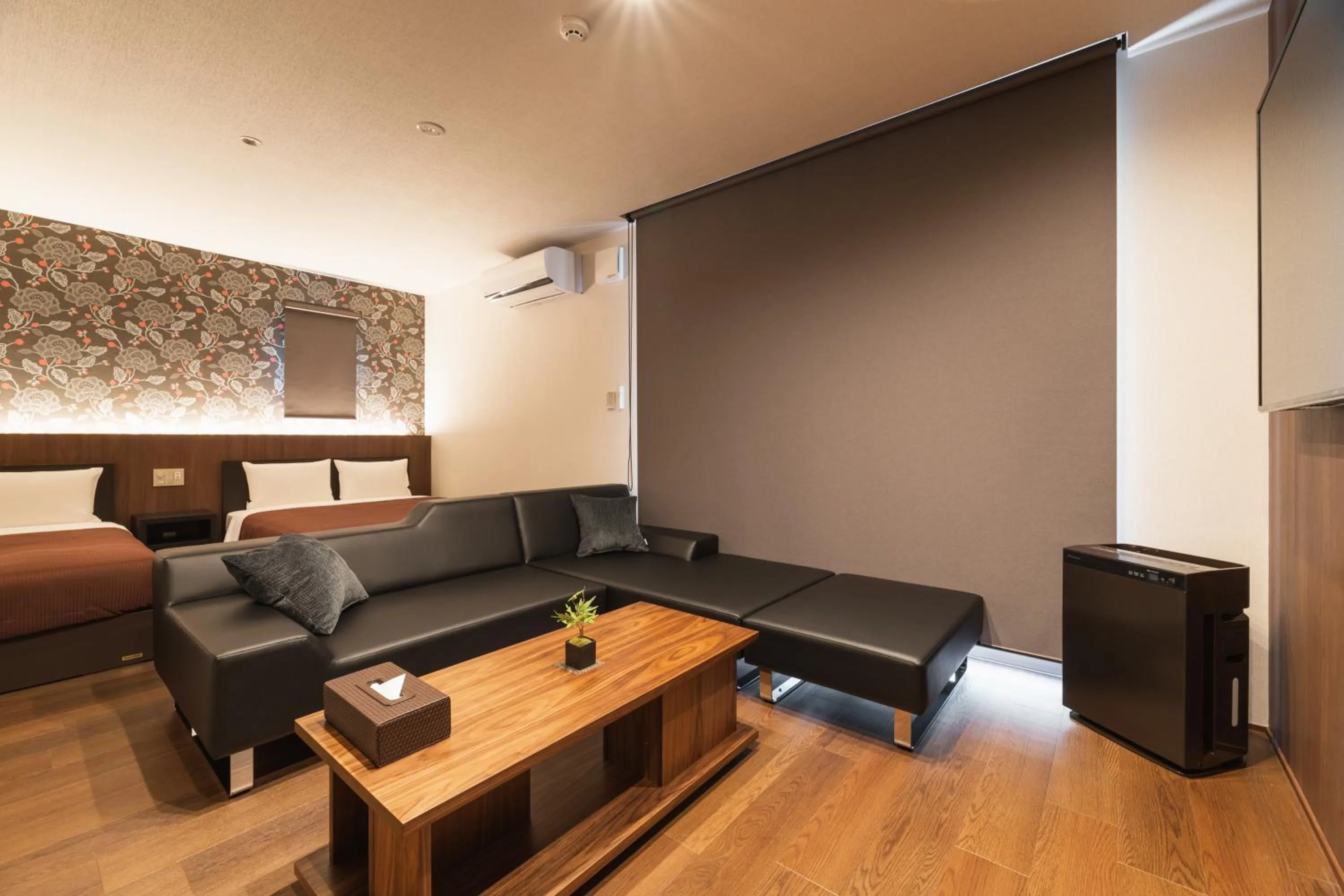 Seating area in GRAND BASE Hakata Gofuku