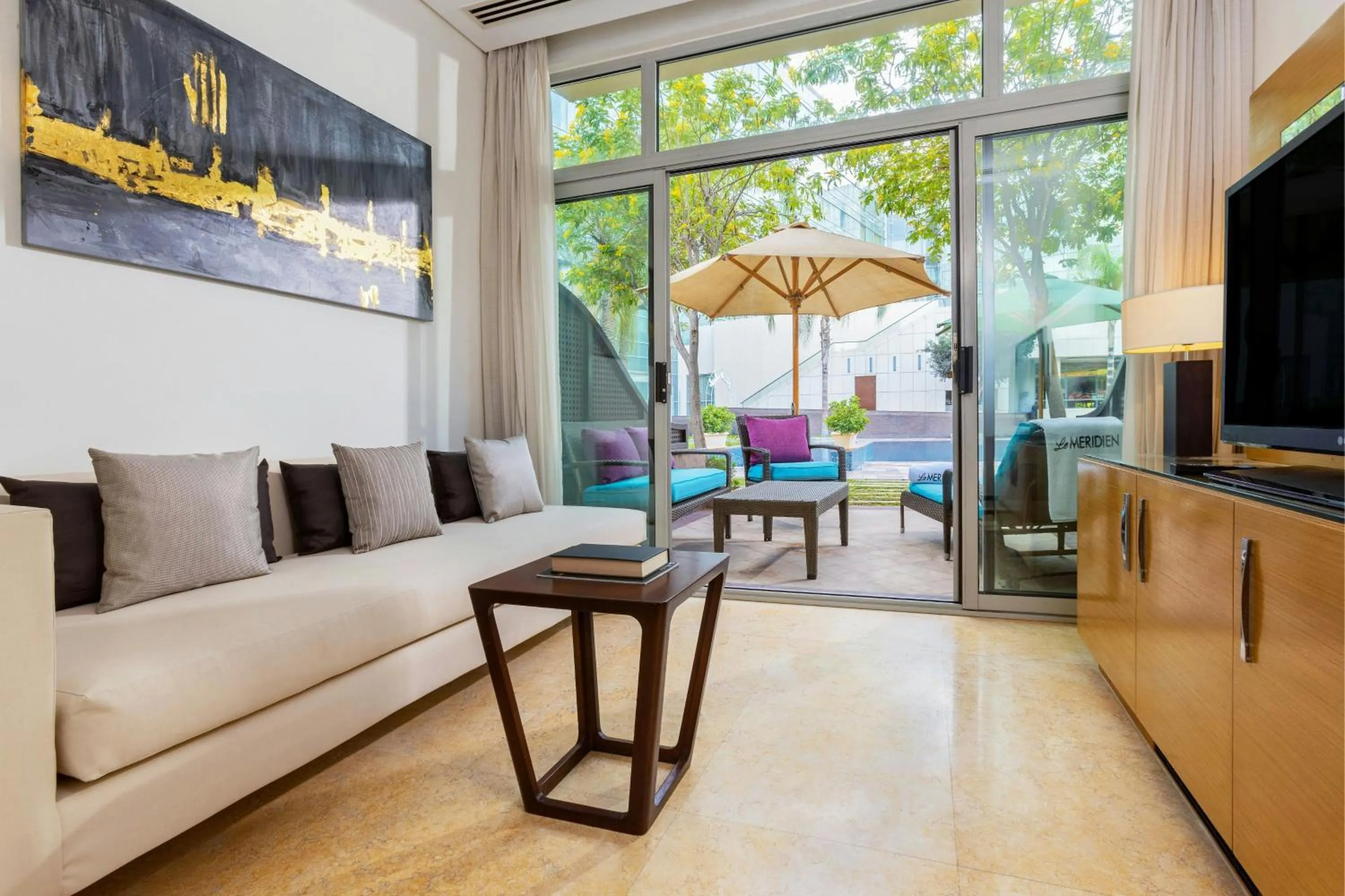 Swimming pool in Le Meridien Cairo Airport