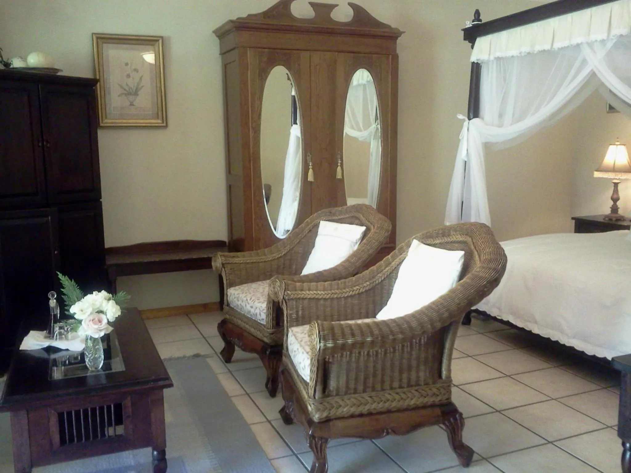 Bed in Saxe-Coburg Lodge