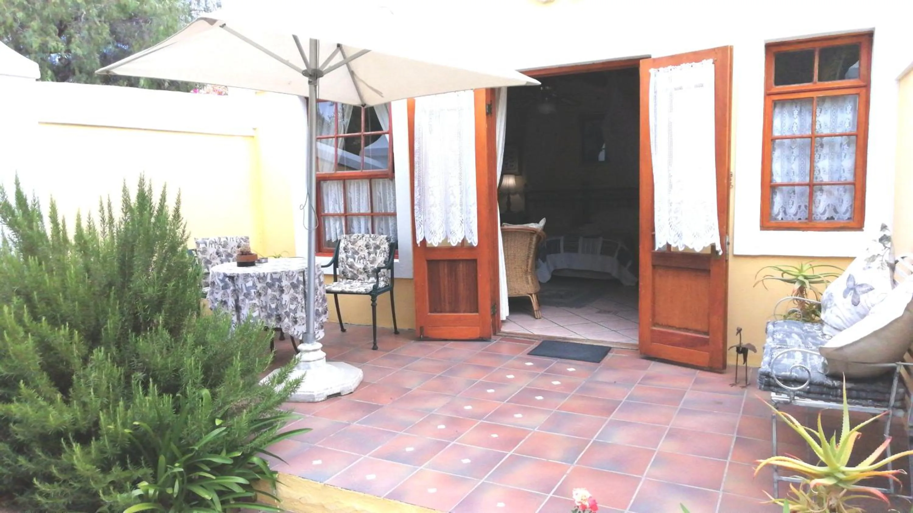 Balcony/Terrace in Saxe-Coburg Lodge