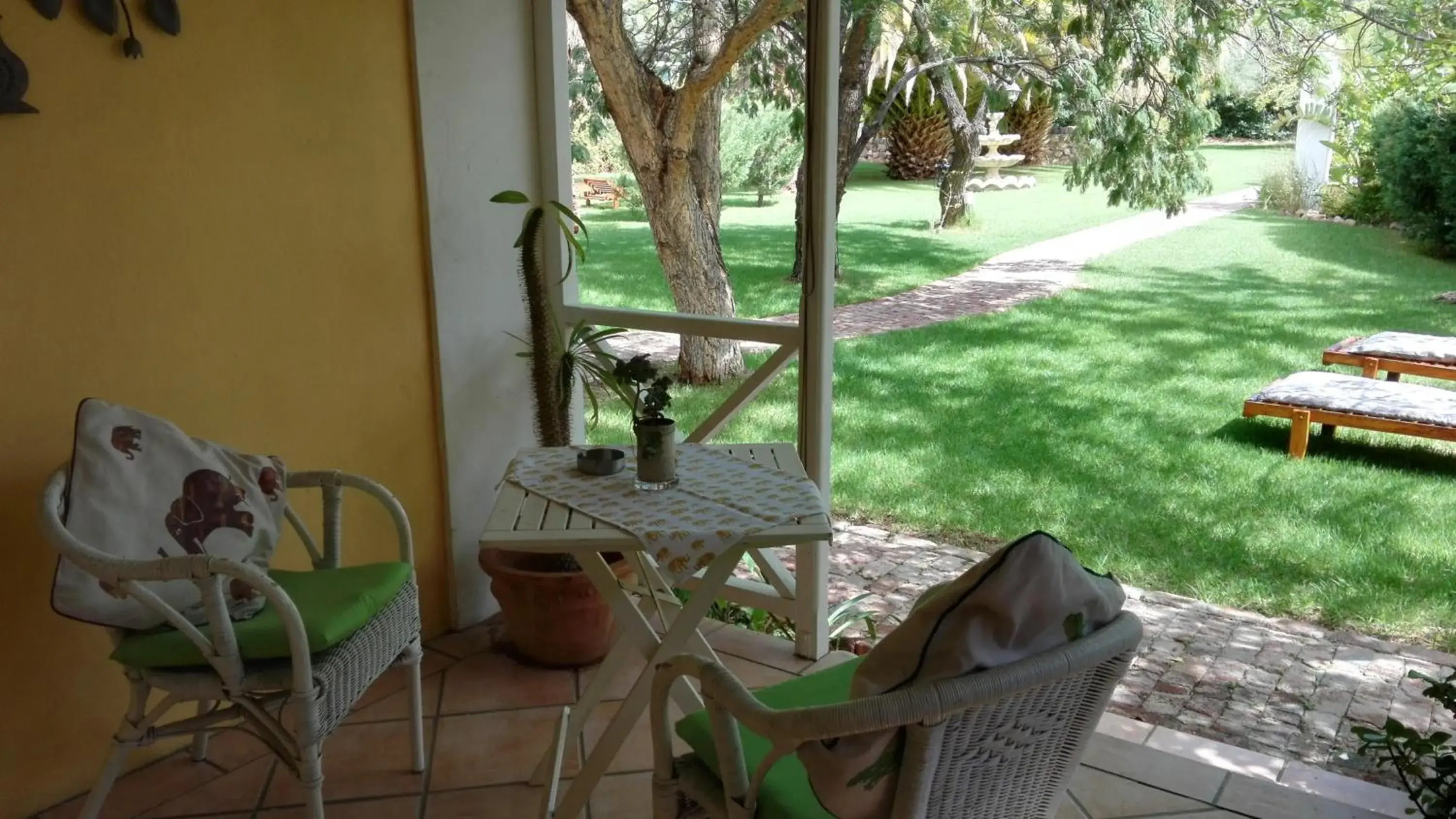 Standard Double Room with Garden View in Saxe-Coburg Lodge Standard Double Room with Garden View in Saxe-Coburg Lodge