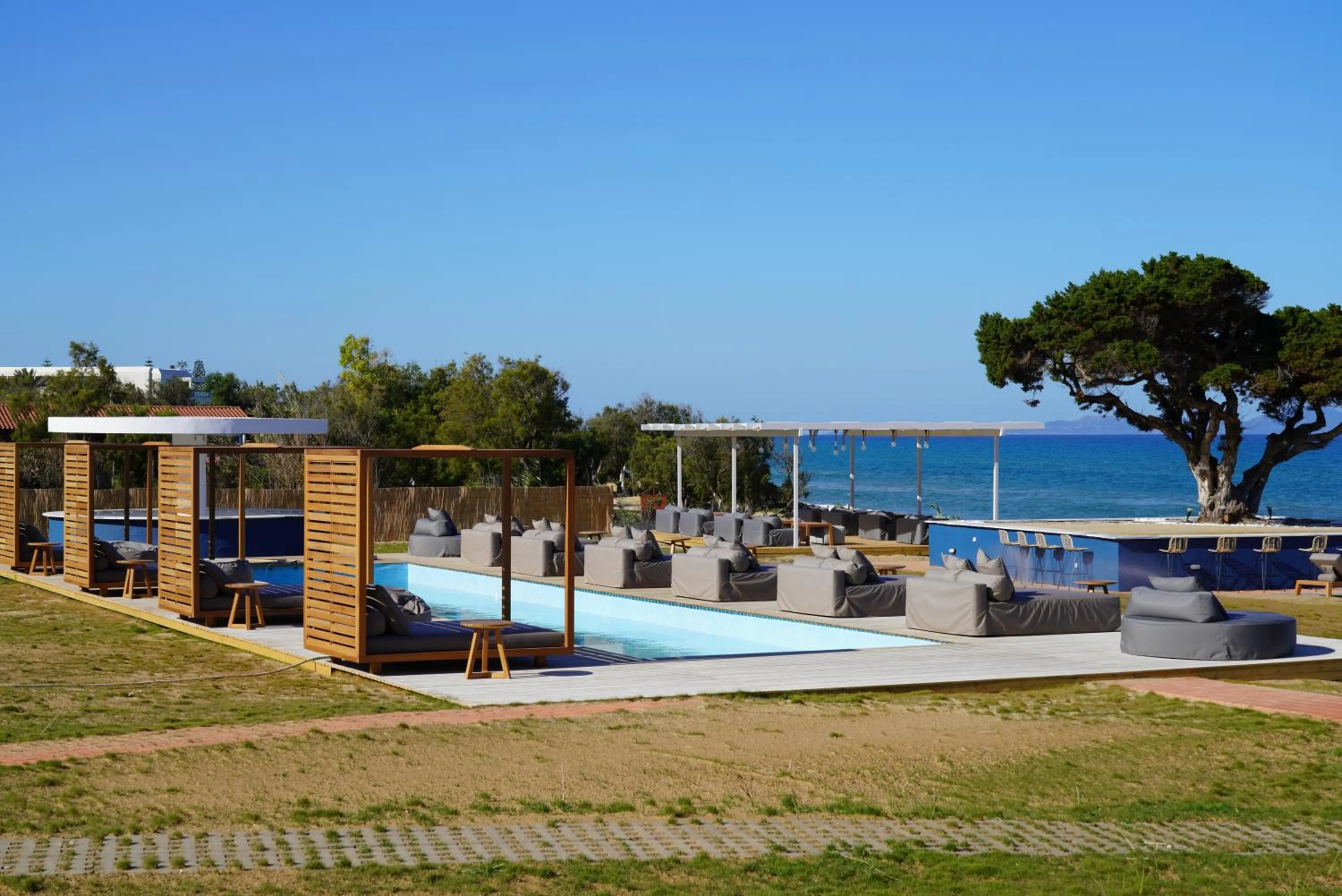 Property building in VIP APARTMENTS