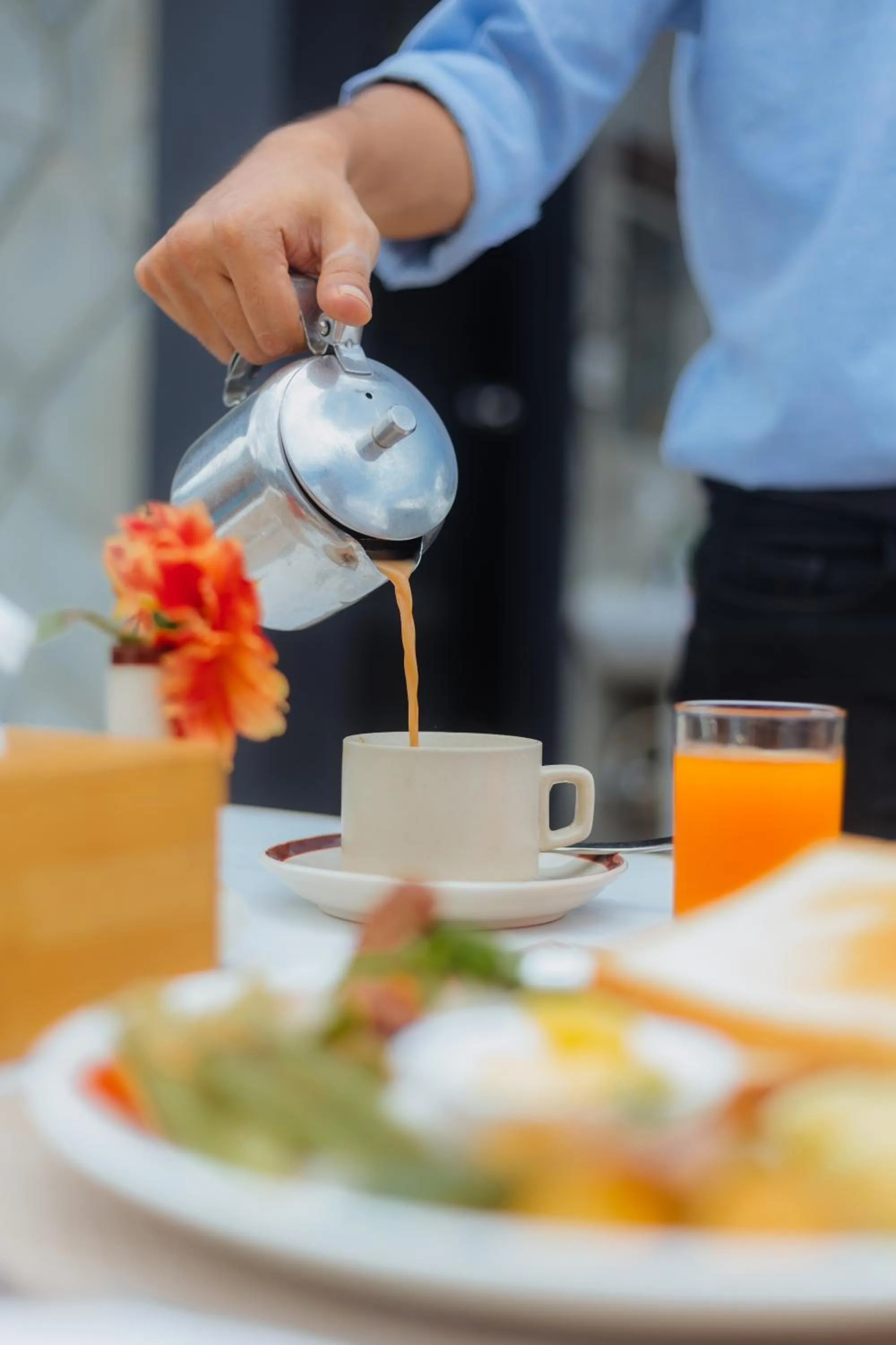 Restaurant/places to eat in Hotel Tulsi