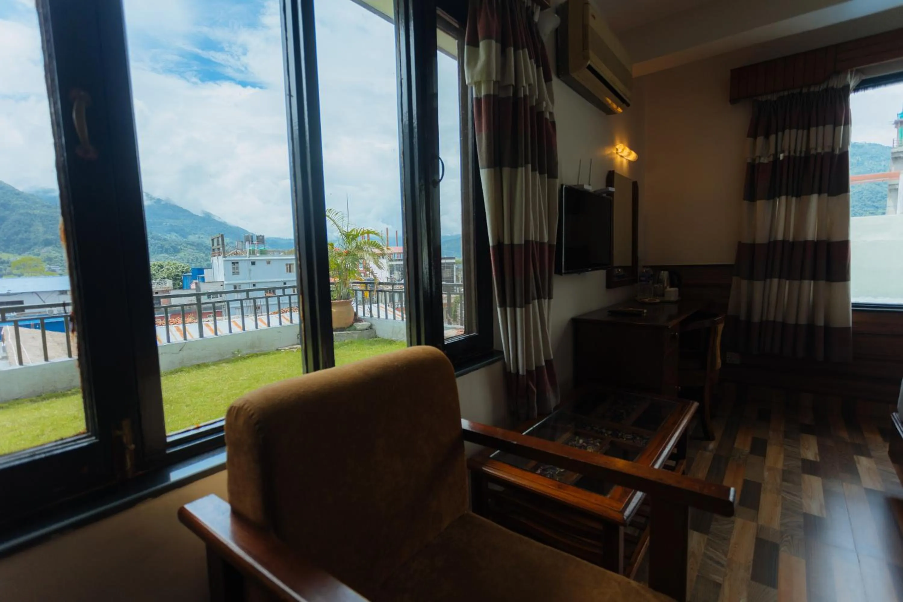 Area and facilities in Hotel Tulsi