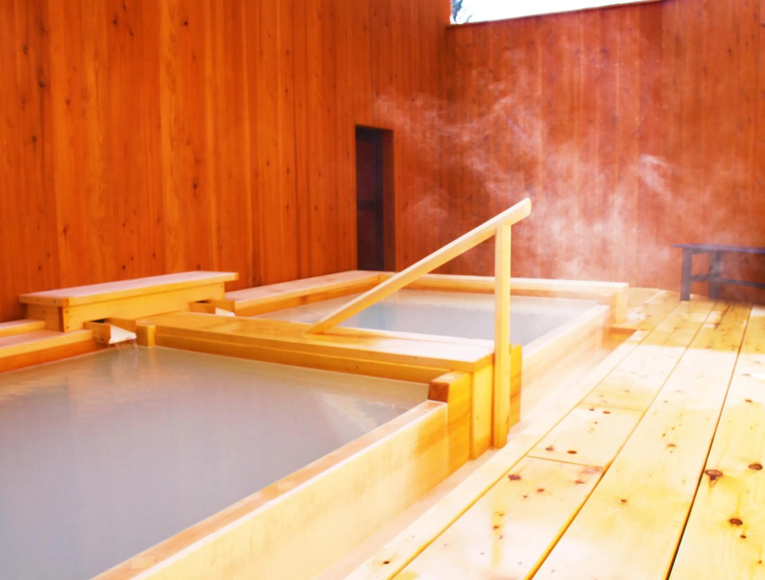 Hot Spring Bath in Onsen Yado Misuzuso