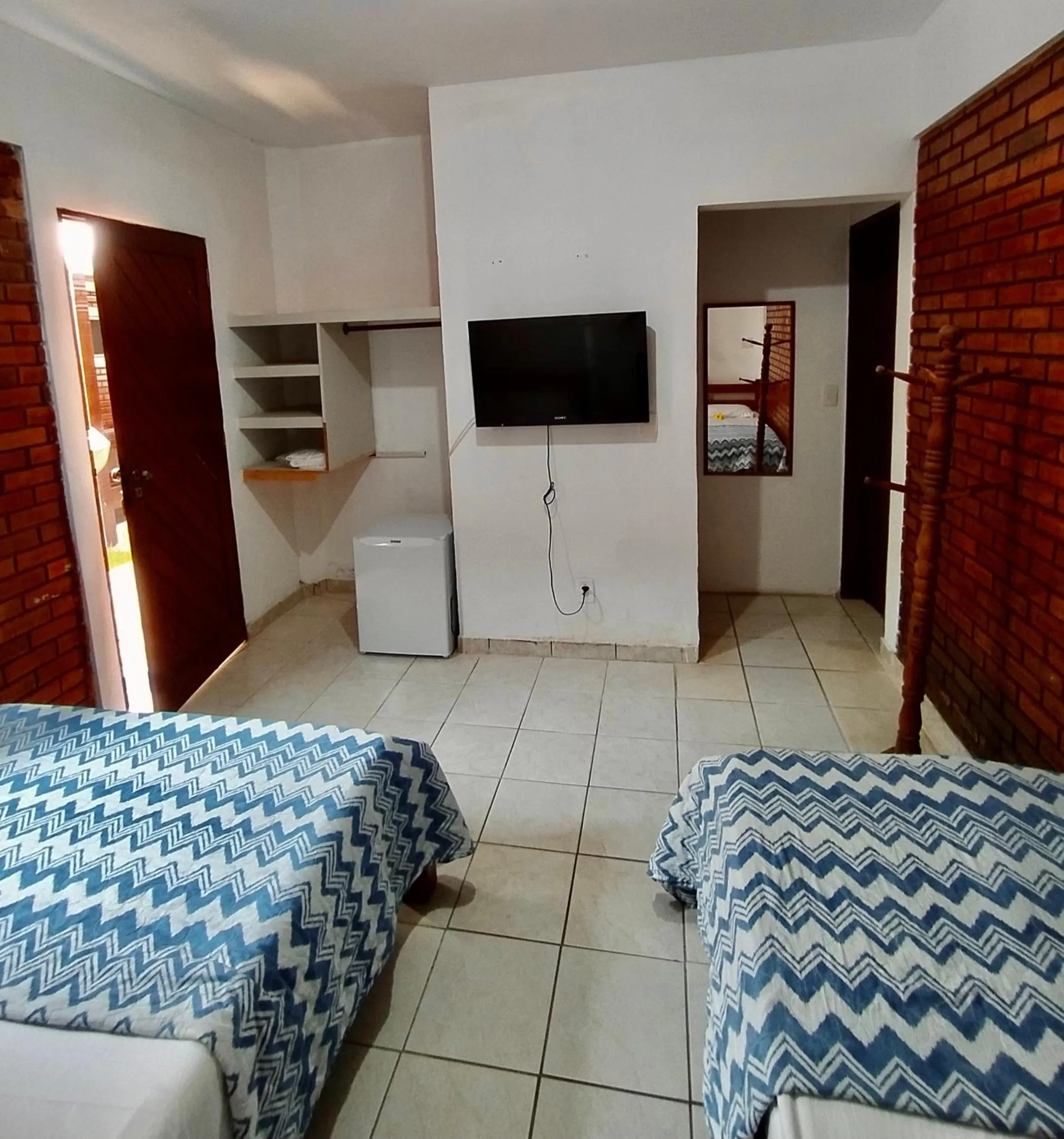 Photo of the whole room, Bed in Pousada Luz do Porto