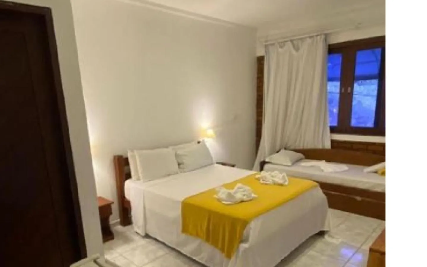 Photo of the whole room, Bed in Pousada Luz do Porto