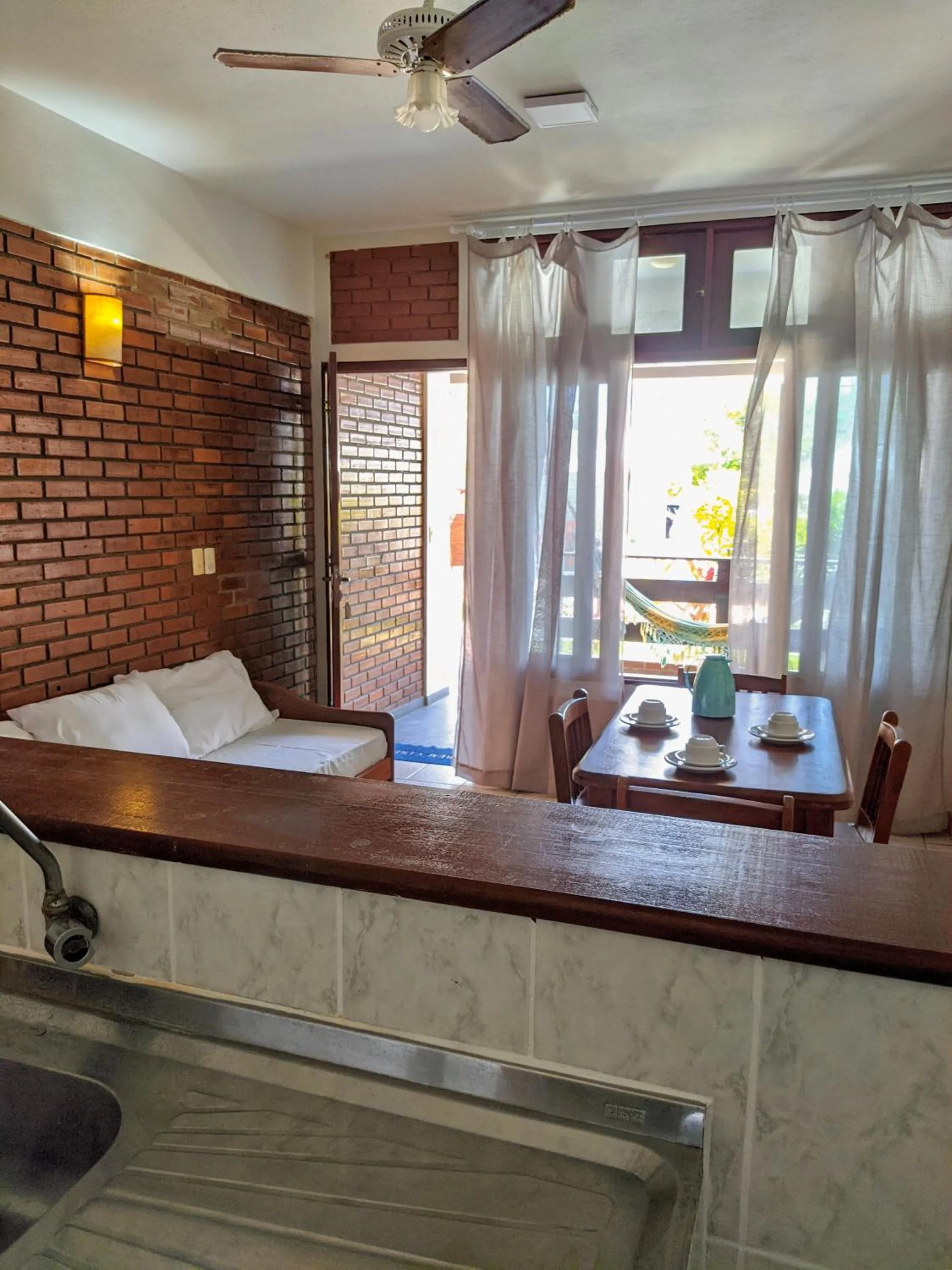 Photo of the whole room, Bed in Pousada Luz do Porto