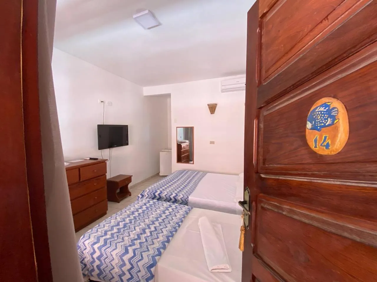 Photo of the whole room, Bed in Pousada Luz do Porto