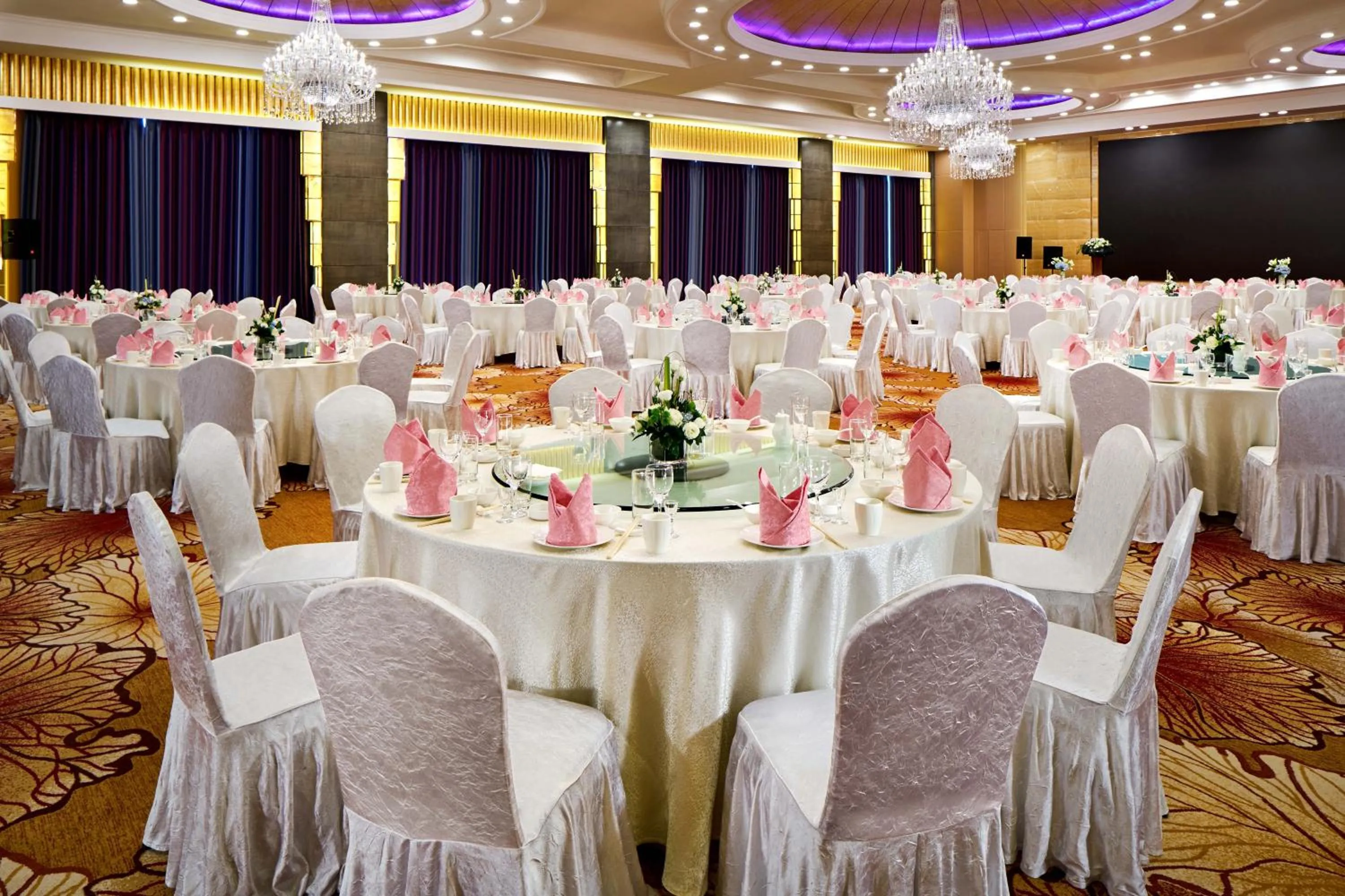 Restaurant/places to eat in Crowne Plaza Ordos, an IHG Hotel