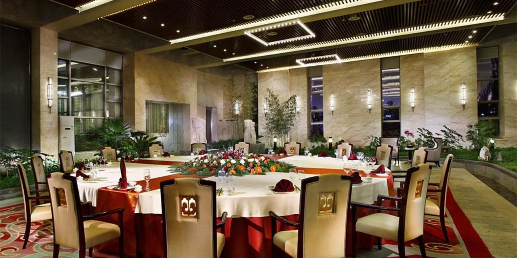 Restaurant/places to eat in Crowne Plaza Ordos, an IHG Hotel