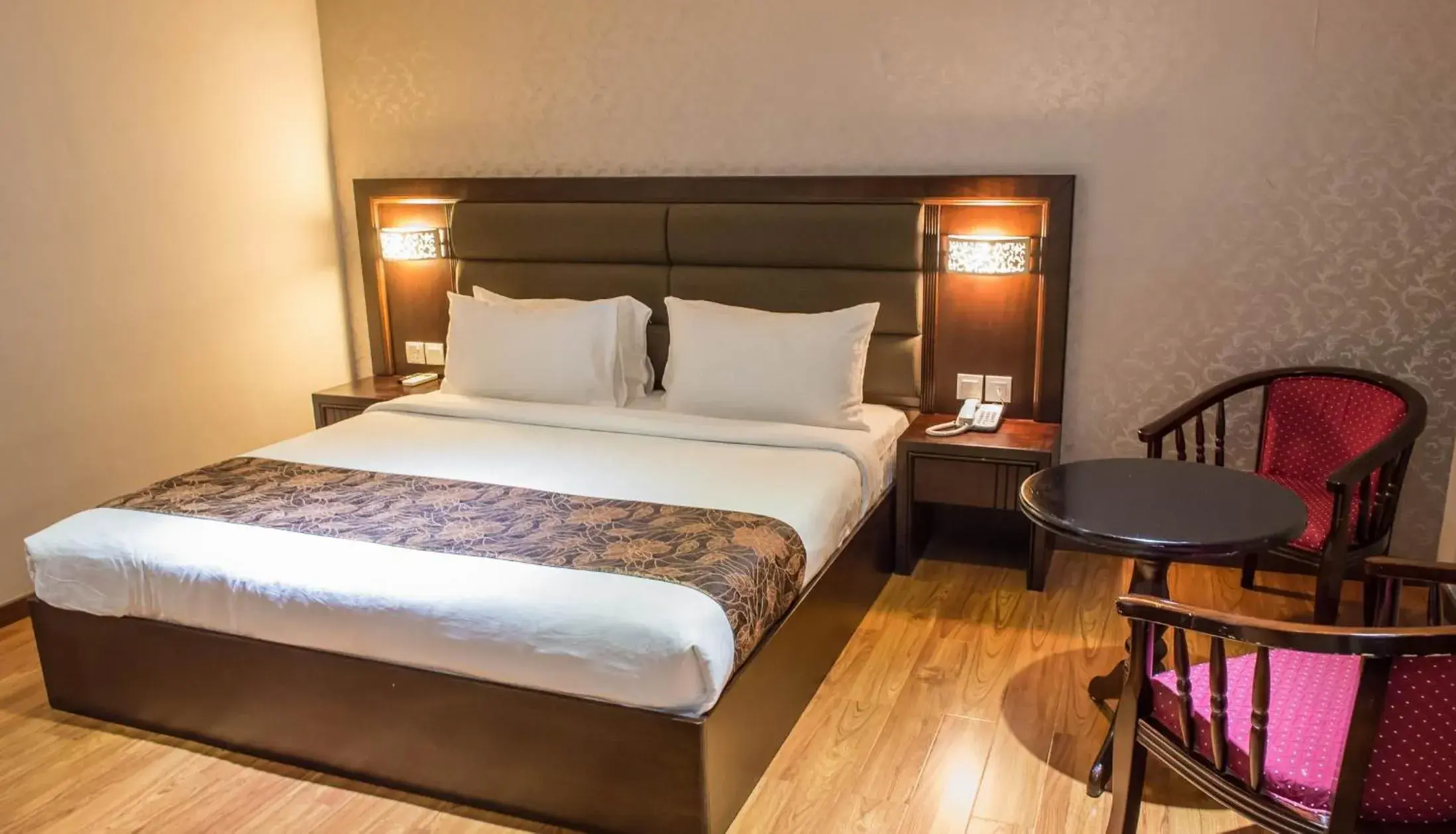 Deluxe Double Room in Castello Hotel Deluxe Double Room in Castello Hotel