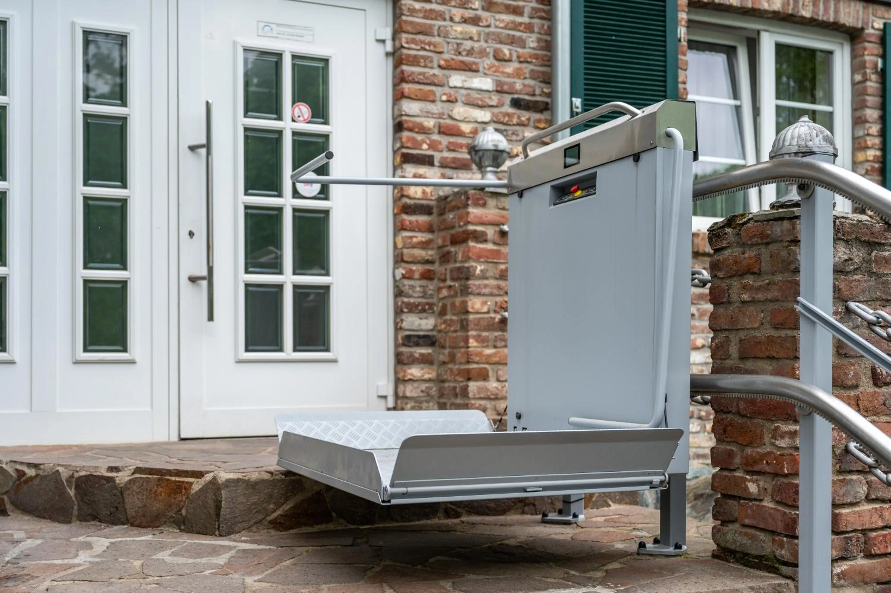 Facility for disabled guests in Vintage Hotel Köln Pulheim - Kostenlose Parkplätze