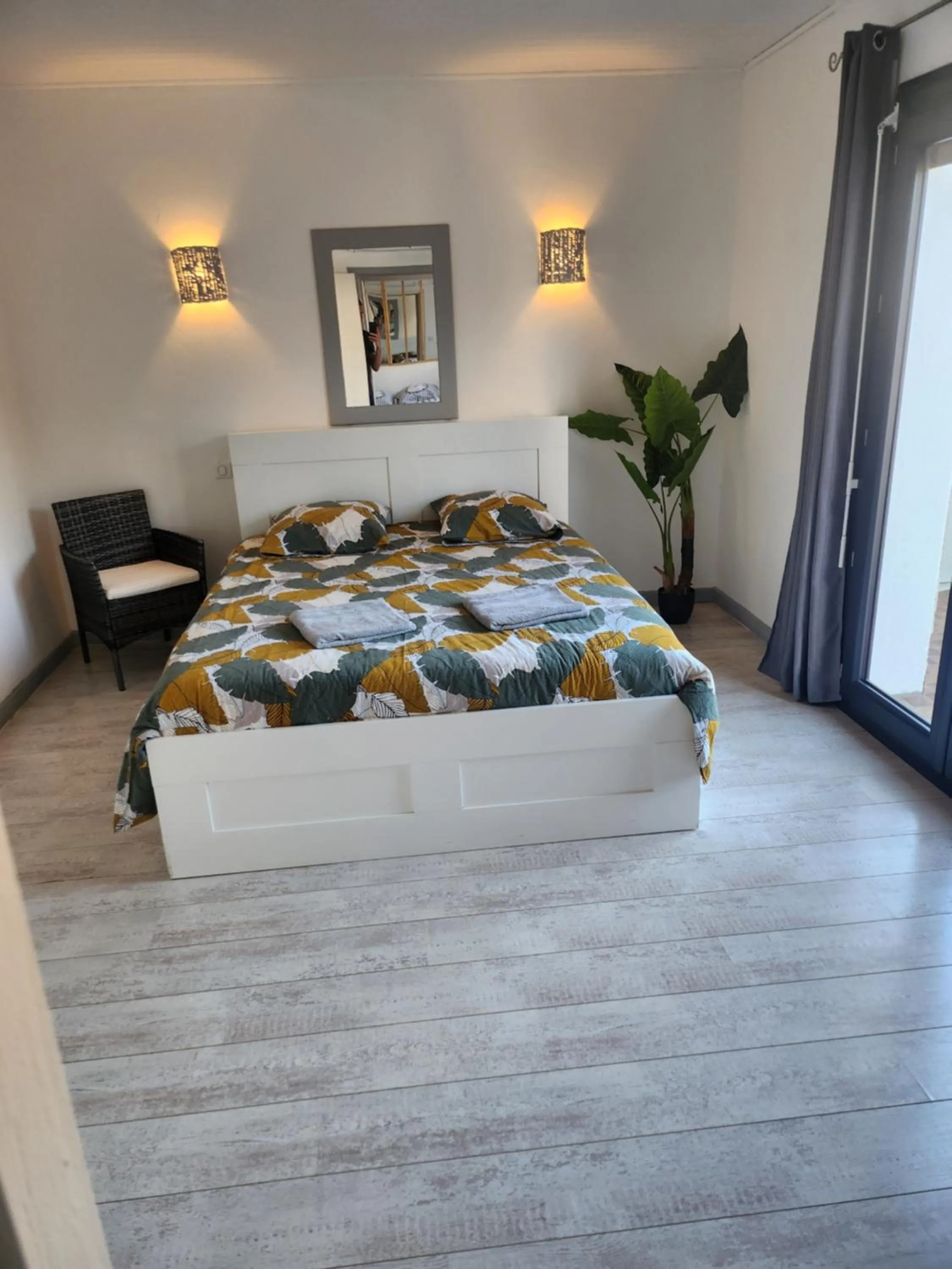 Bedroom, Bed in La villa de Fleury