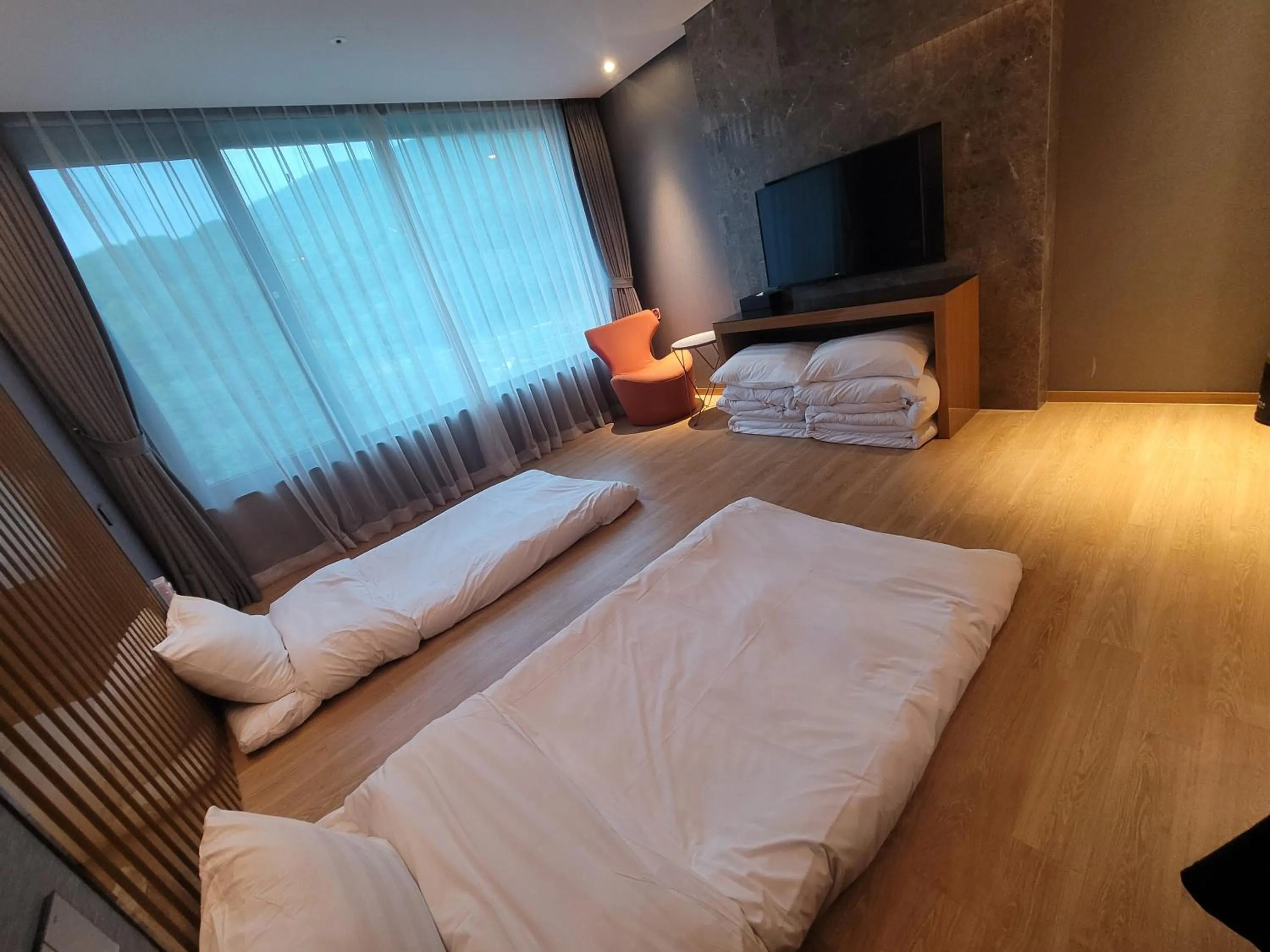 Bed in Traum Valley Hotel - formerly jeongseon intoraon hotel