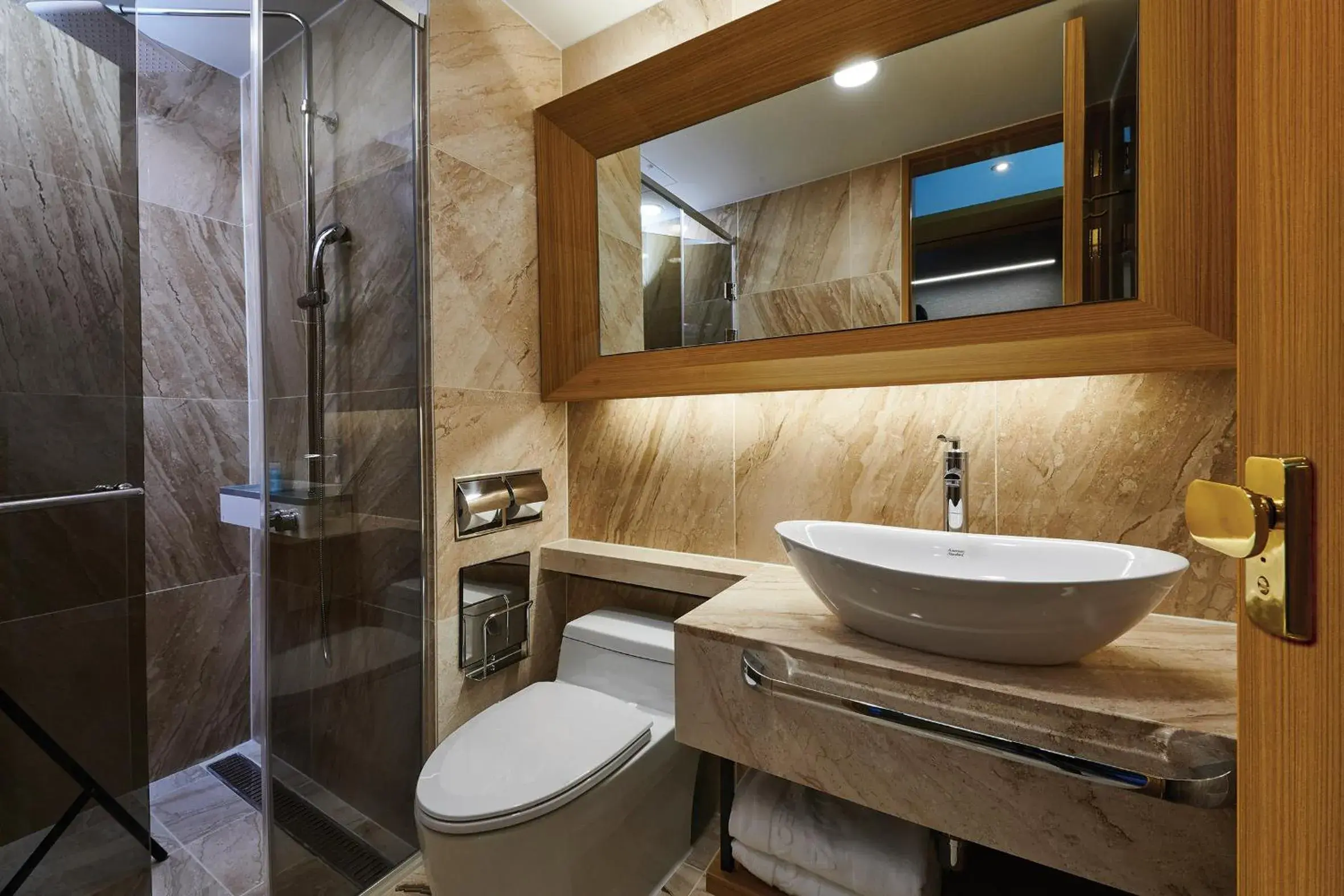 Superior Double Room in Traum Valley Hotel - formerly jeongseon intoraon hotel Superior Double Room in Traum Valley Hotel - formerly jeongseon intoraon hotel