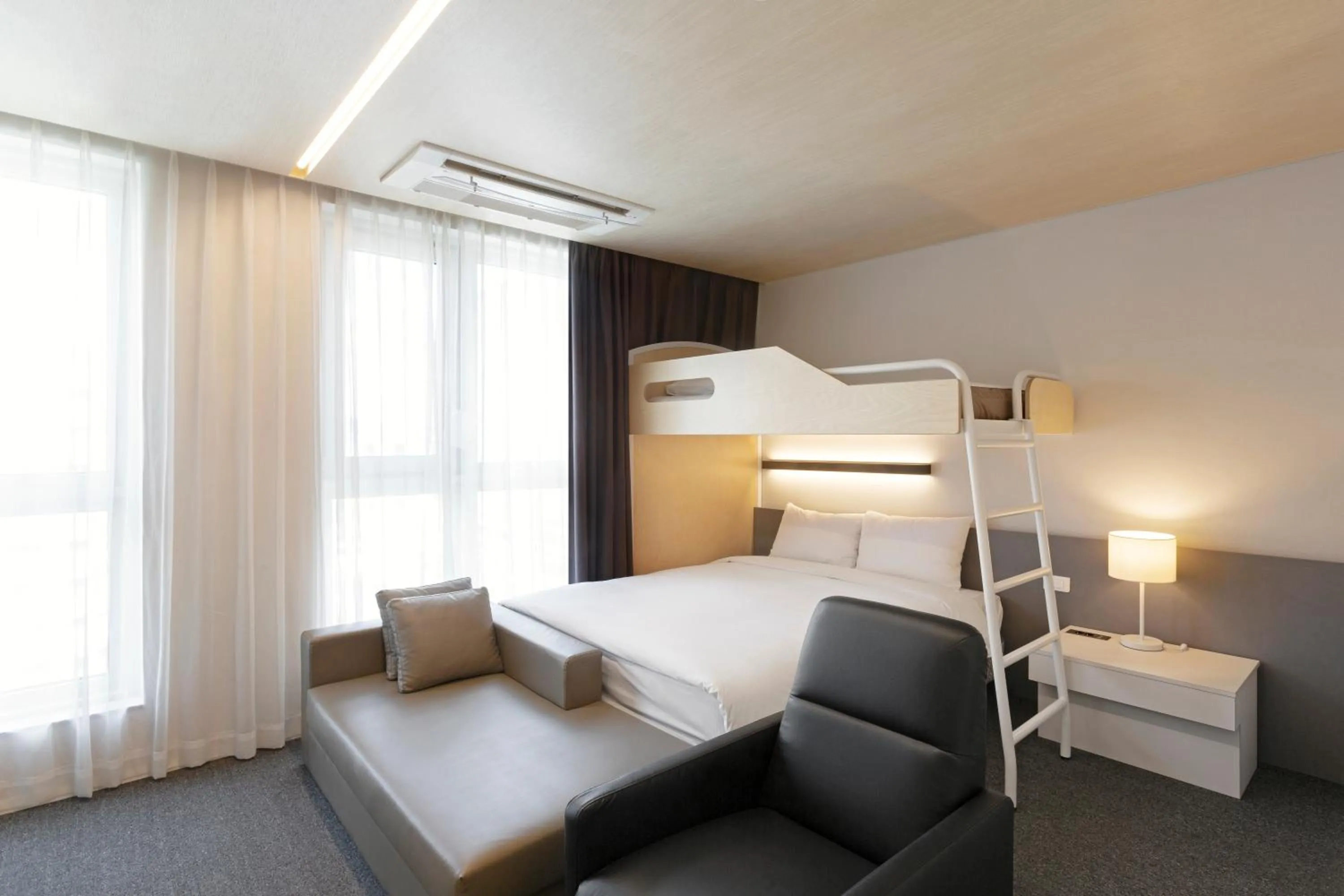 Bedroom, Bed in Grand City Hotel Changwon
