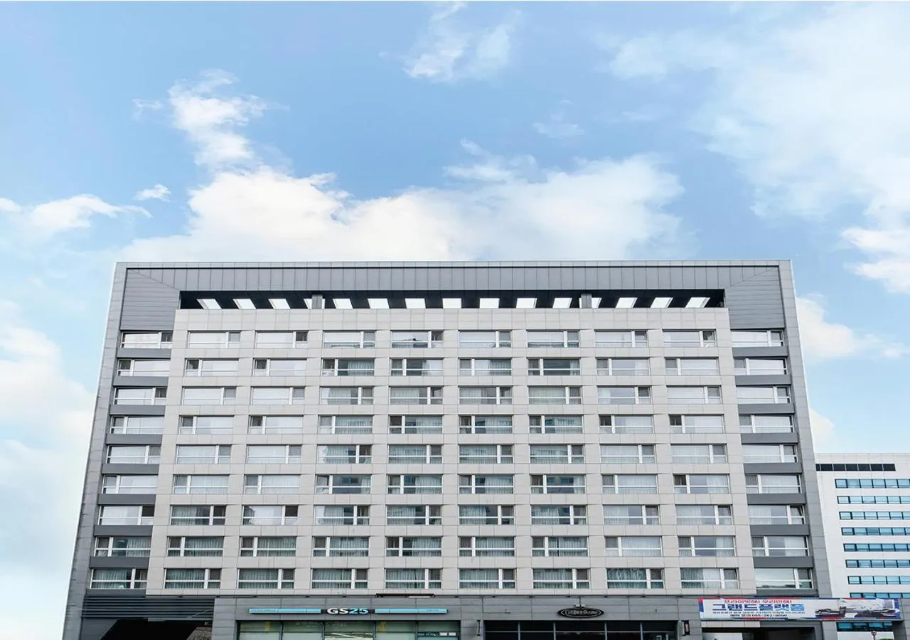 Property building in Grand City Hotel Changwon
