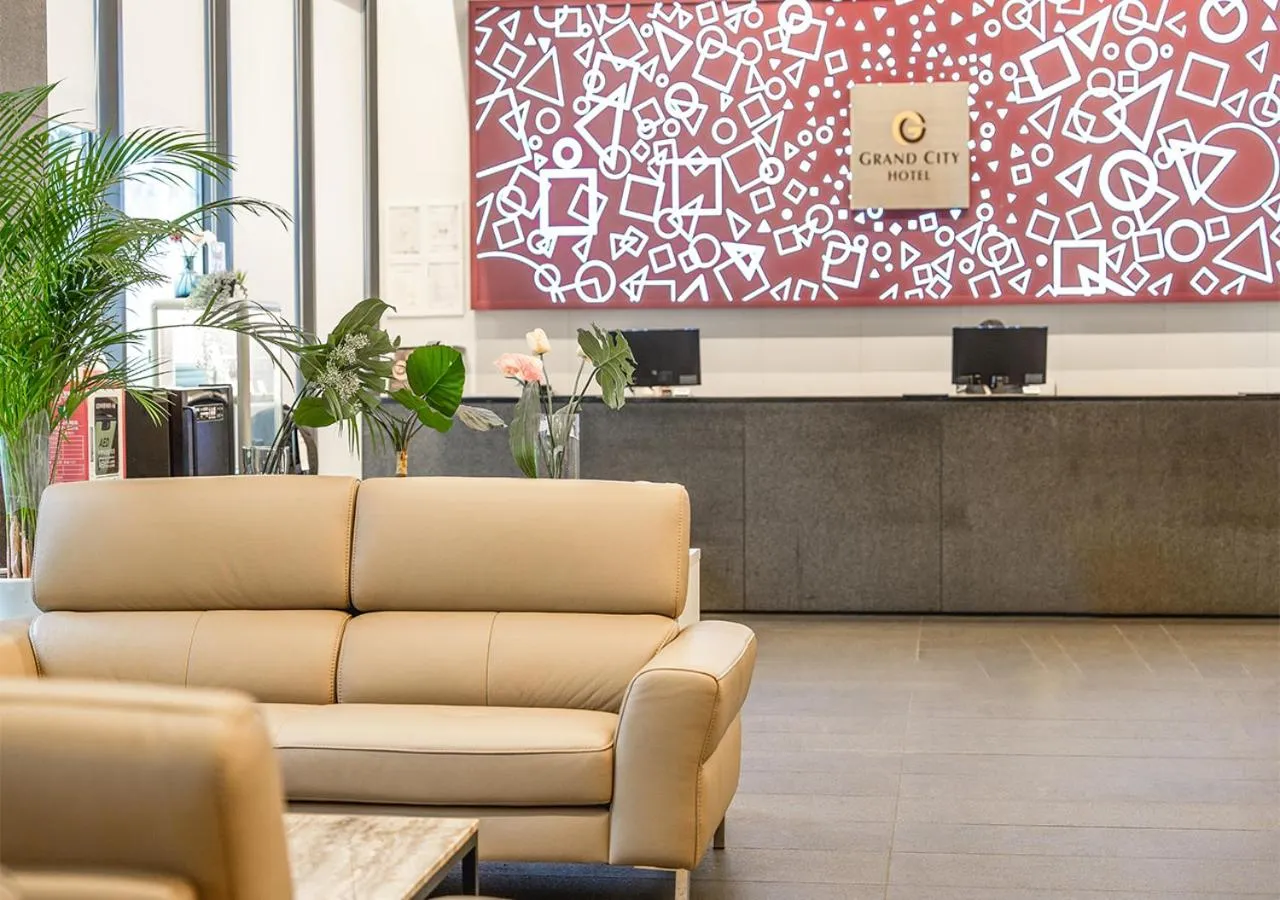 Lobby or reception in Grand City Hotel Changwon