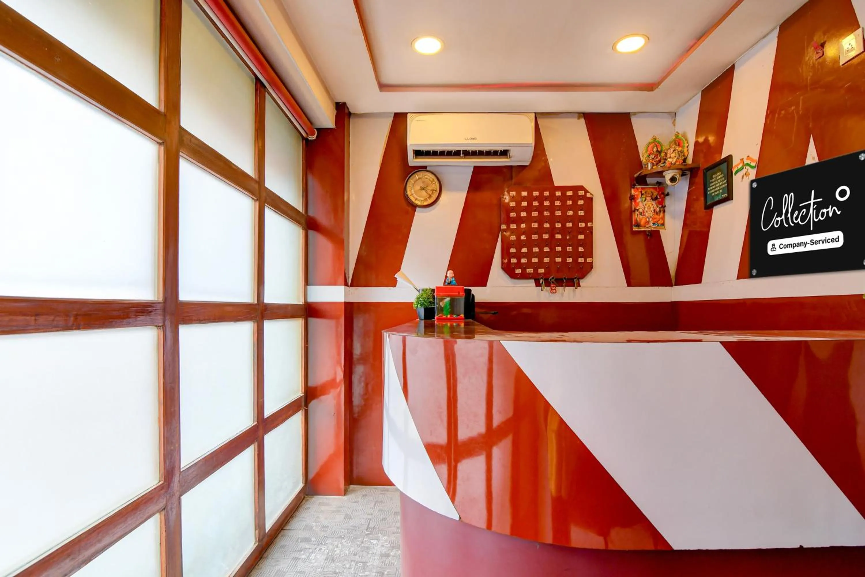 Lobby or reception in Super Collection O NSCB Airport Kolkata Formerly Red Stone