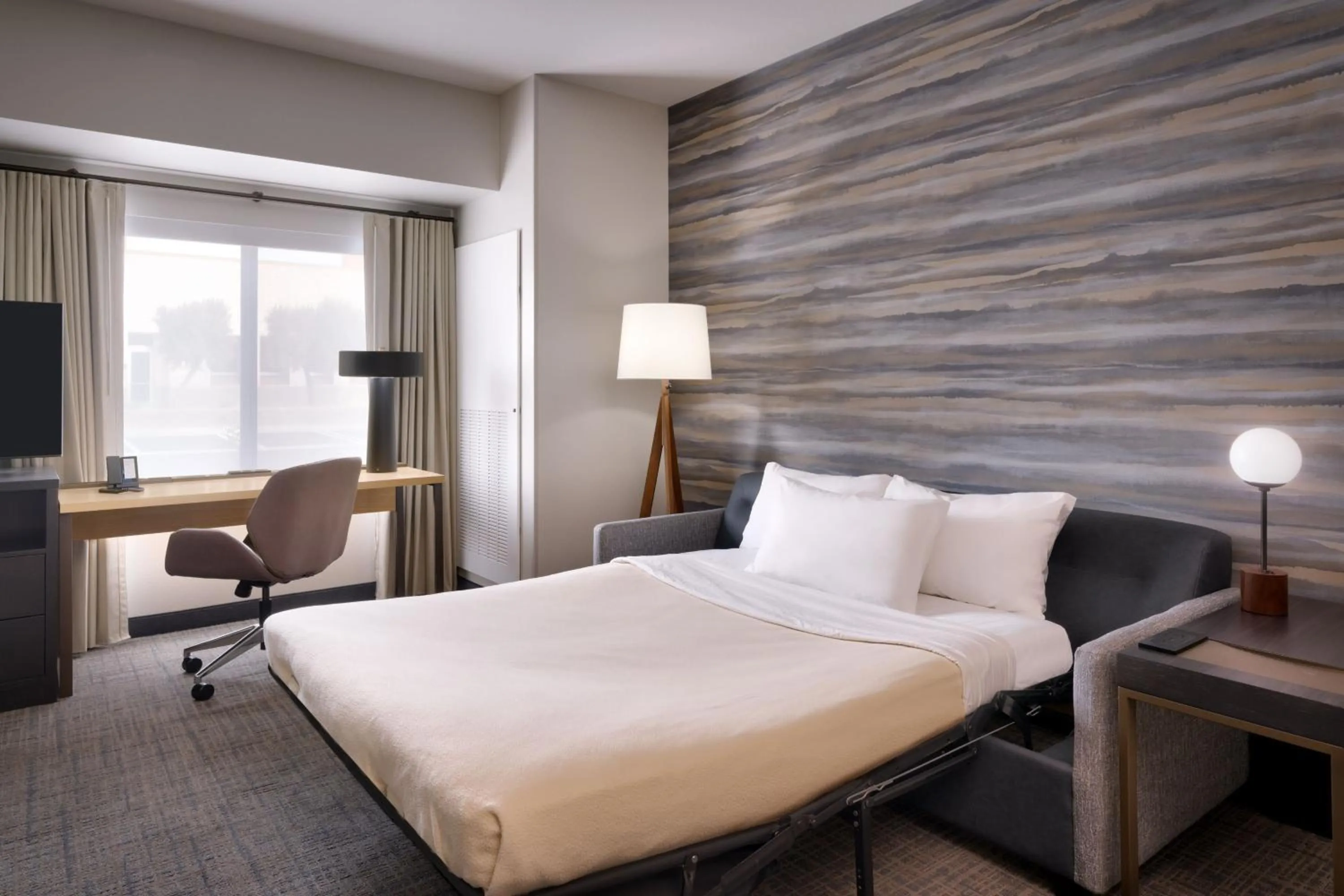 Photo of the whole room, Bed in Residence Inn by Marriott La Quinta