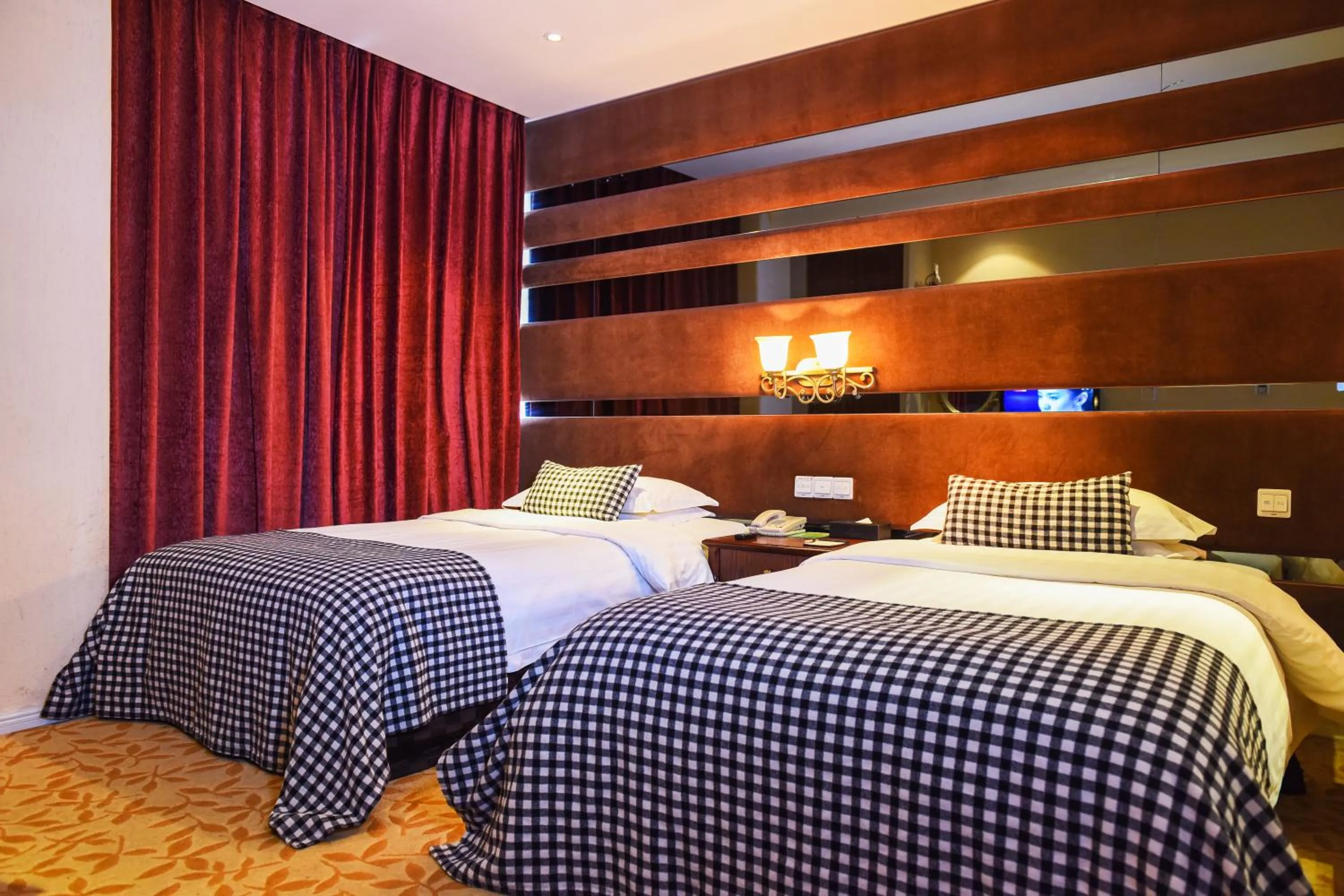 Bed in Aoting Garden Hotel