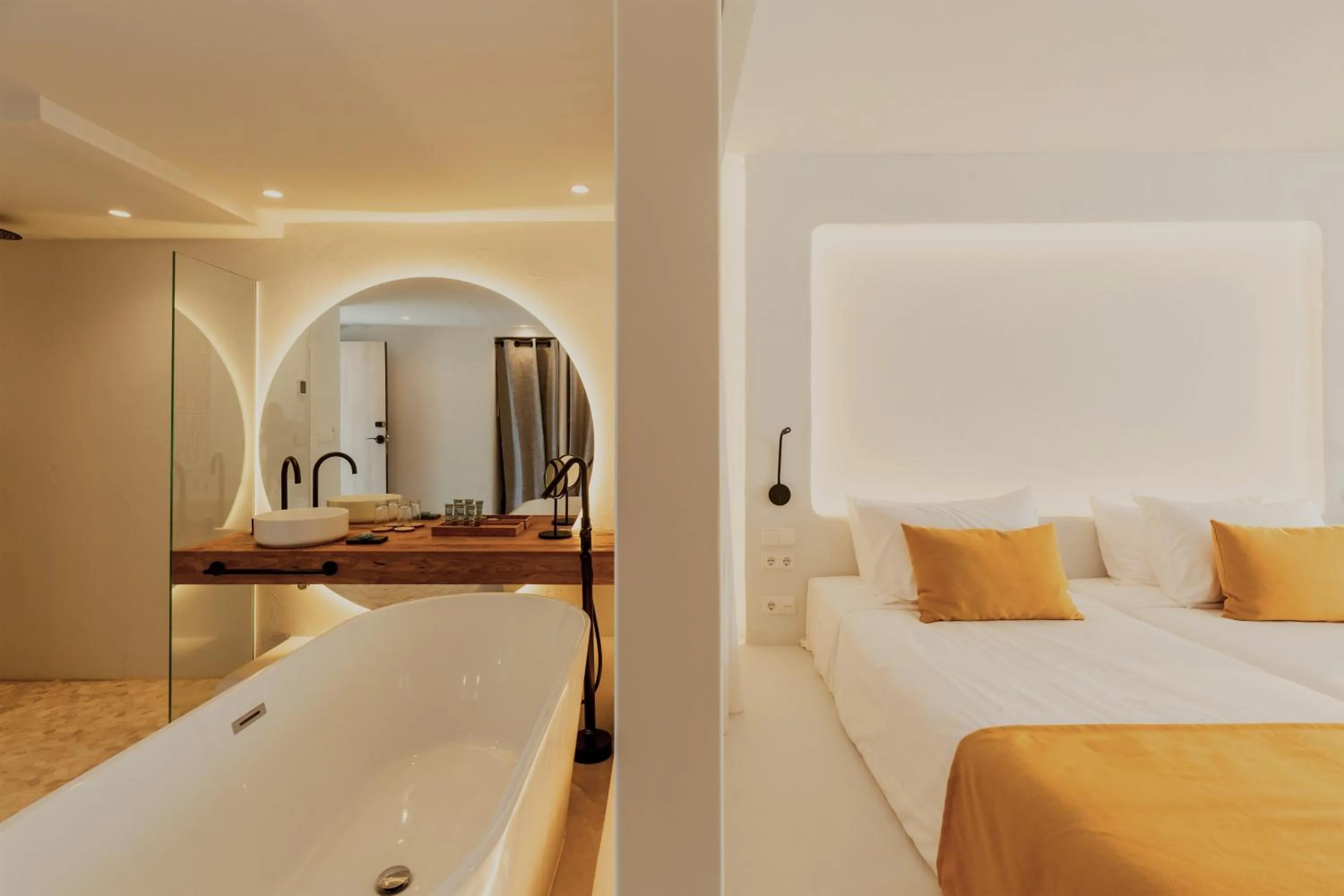Bathroom, Bed in Nativo Hotel Ibiza