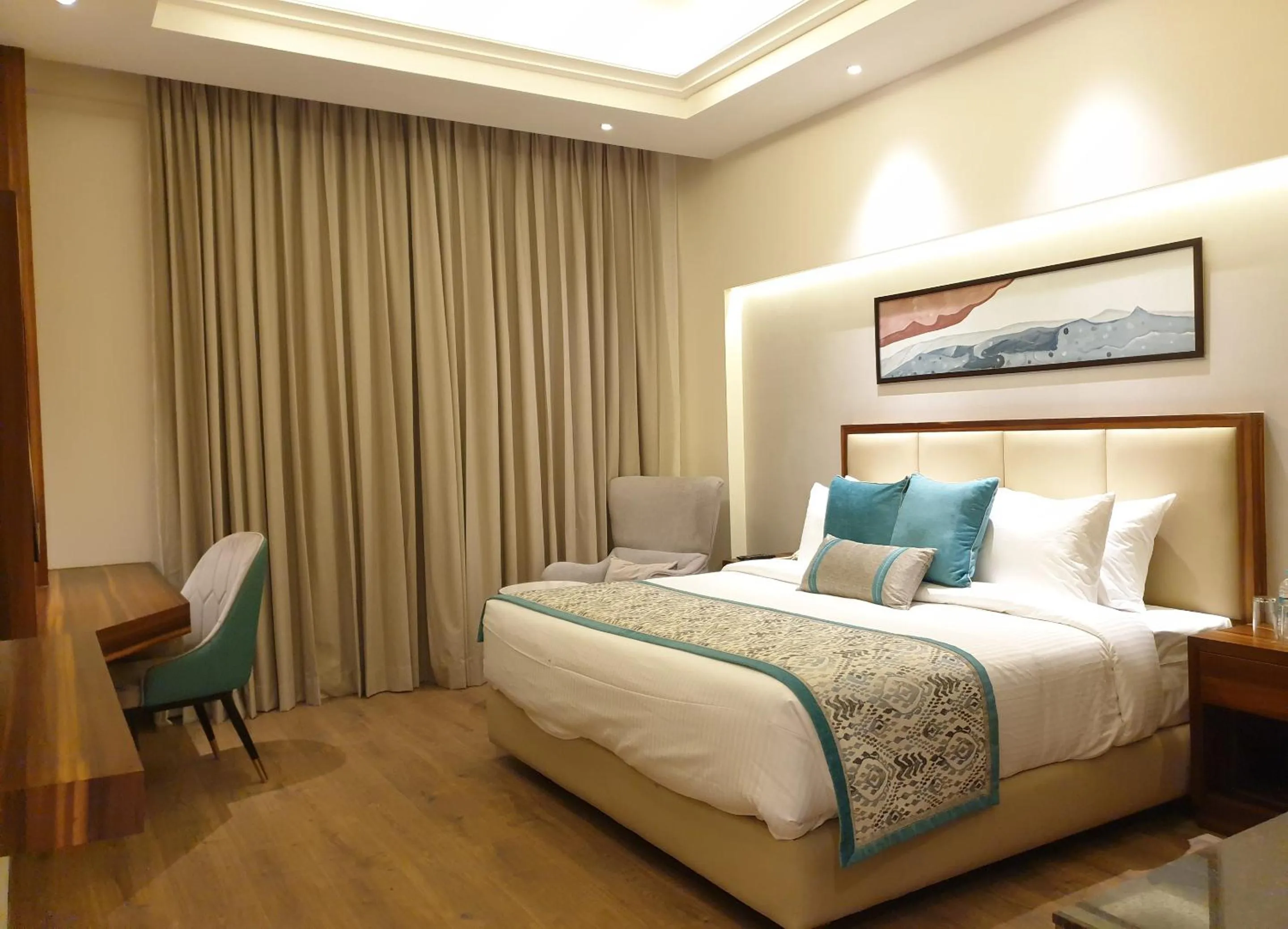 Bed in Geeta Sarovar Portico, Panipat