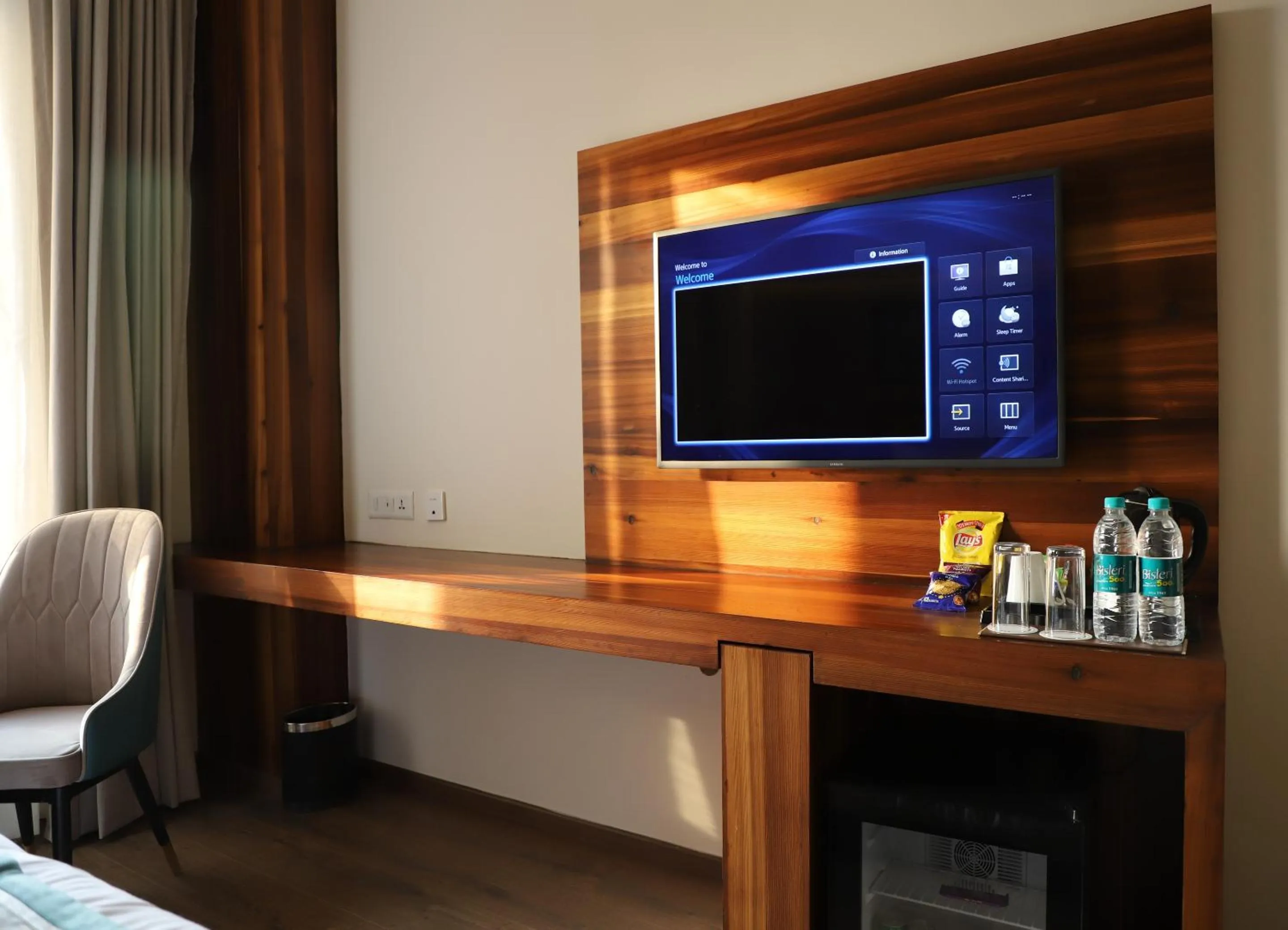 TV and multimedia in Geeta Sarovar Portico, Panipat