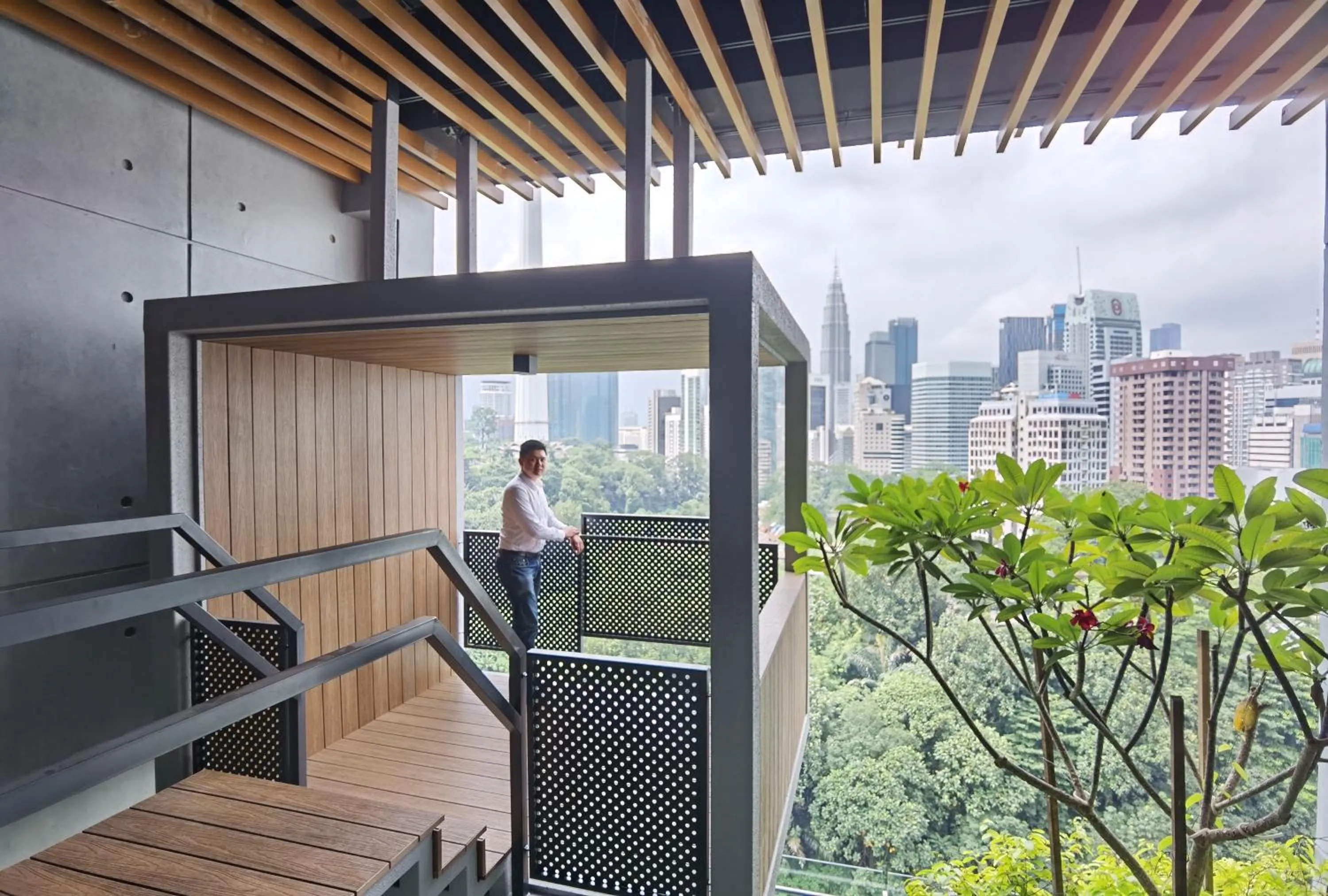 Property building in Ceylonz Suites by StayKL Stevvy