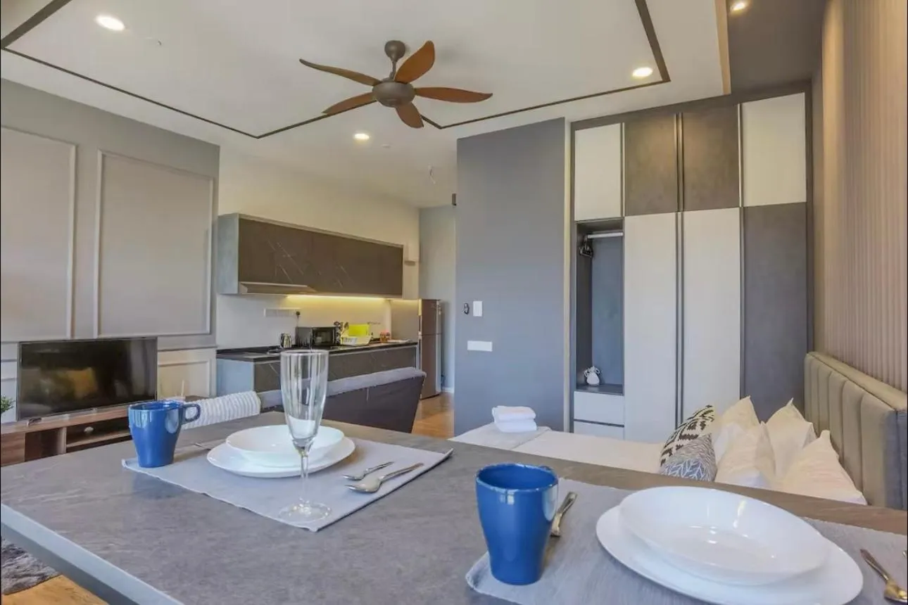 Ceylonz Suites by StayKL Stevvy