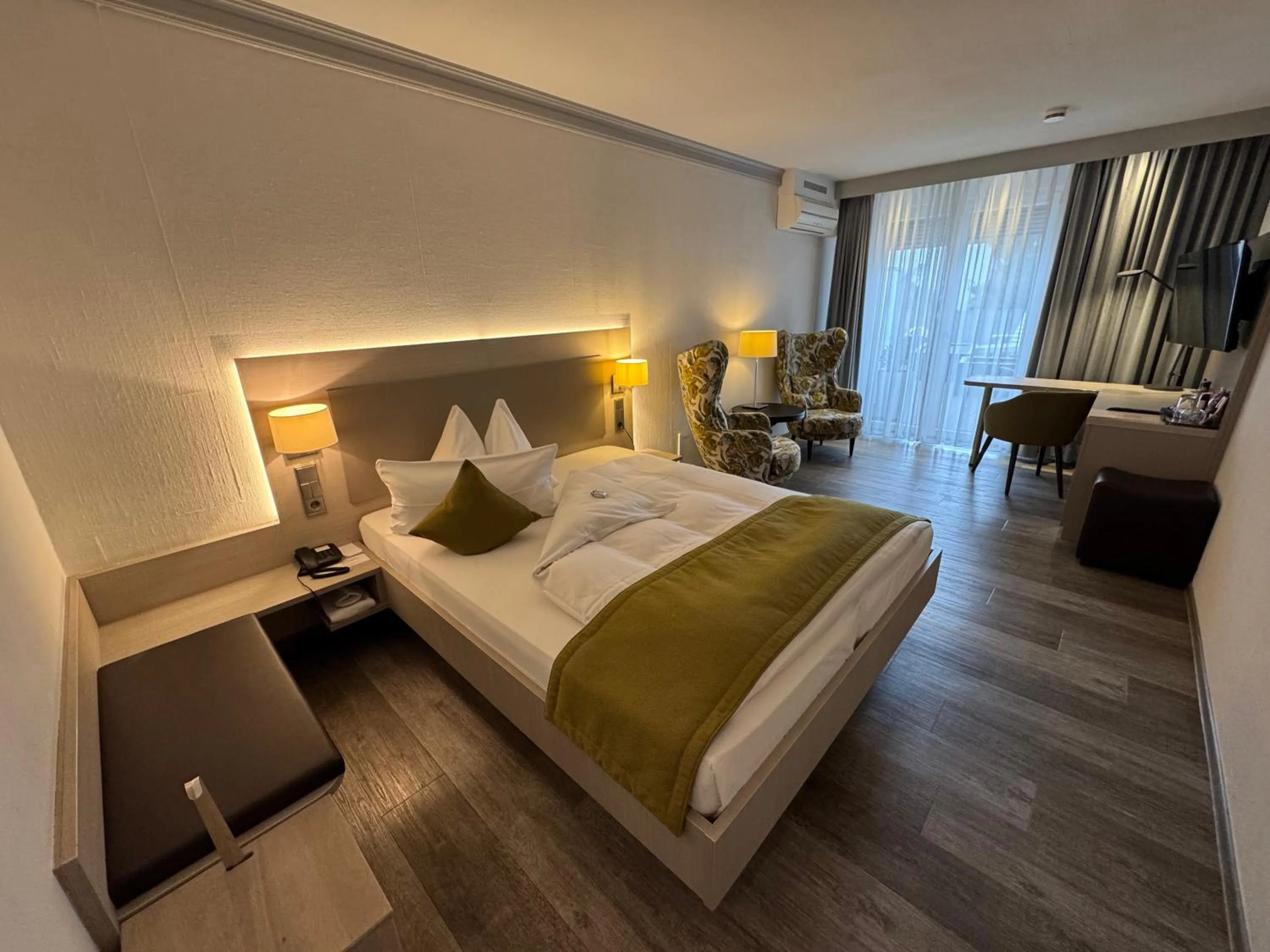 Photo of the whole room, Bed in Hotel Krone OHG