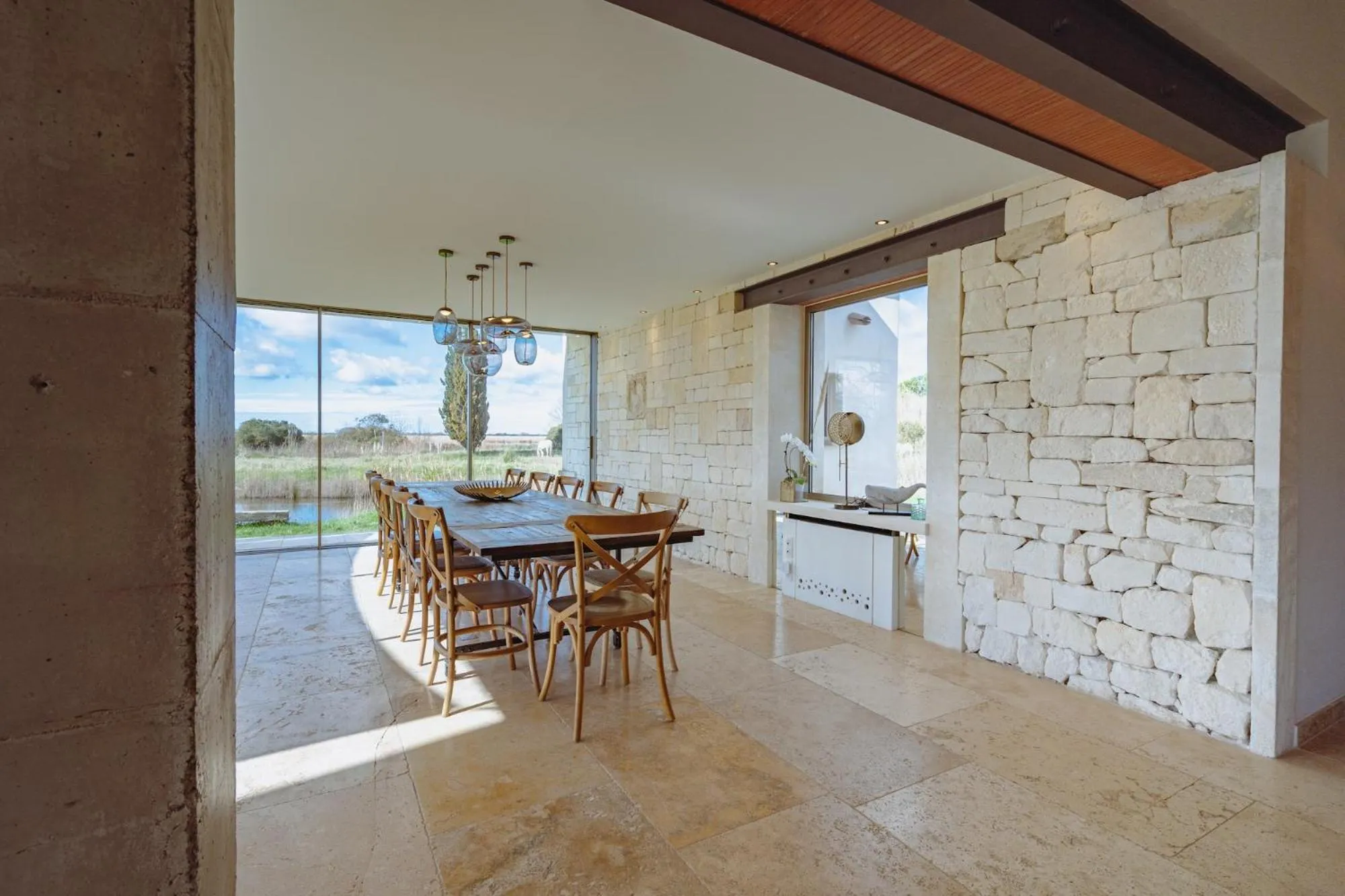 Dining area in Mas du Couvin, maison d'hôtes en Camargue