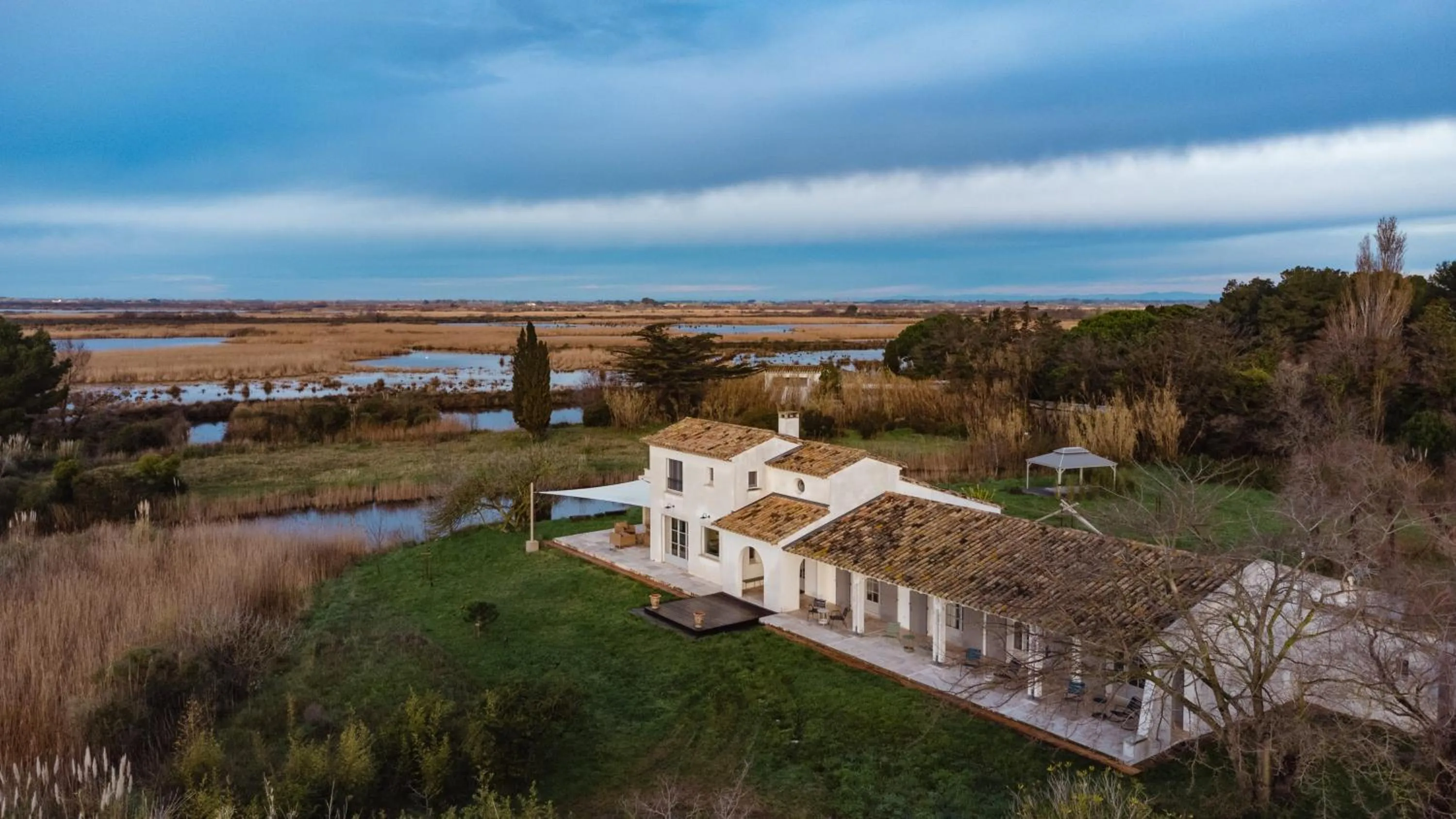 Property building in Mas du Couvin, maison d'hôtes en Camargue