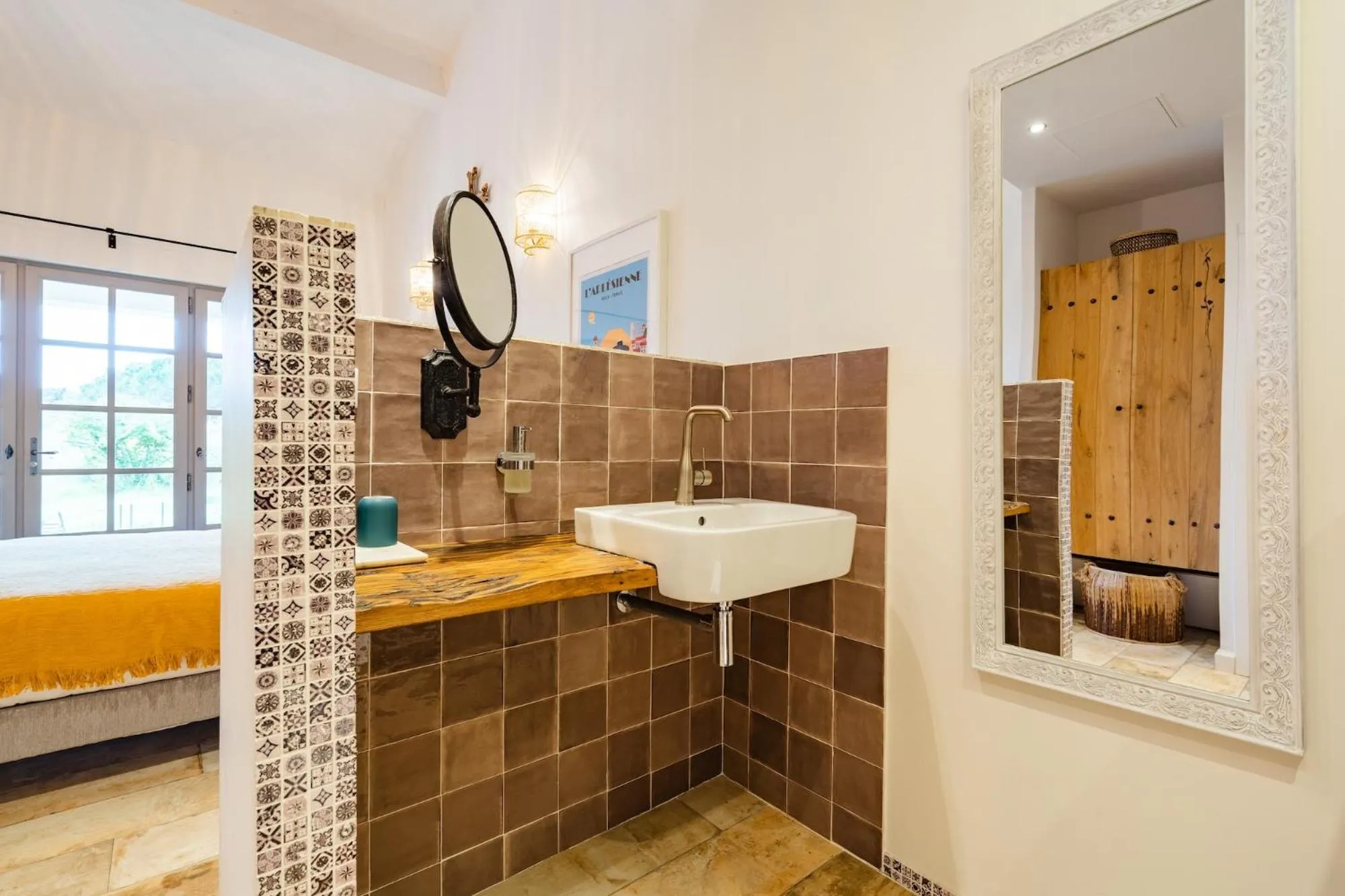 Bathroom in Mas du Couvin, maison d'hôtes en Camargue