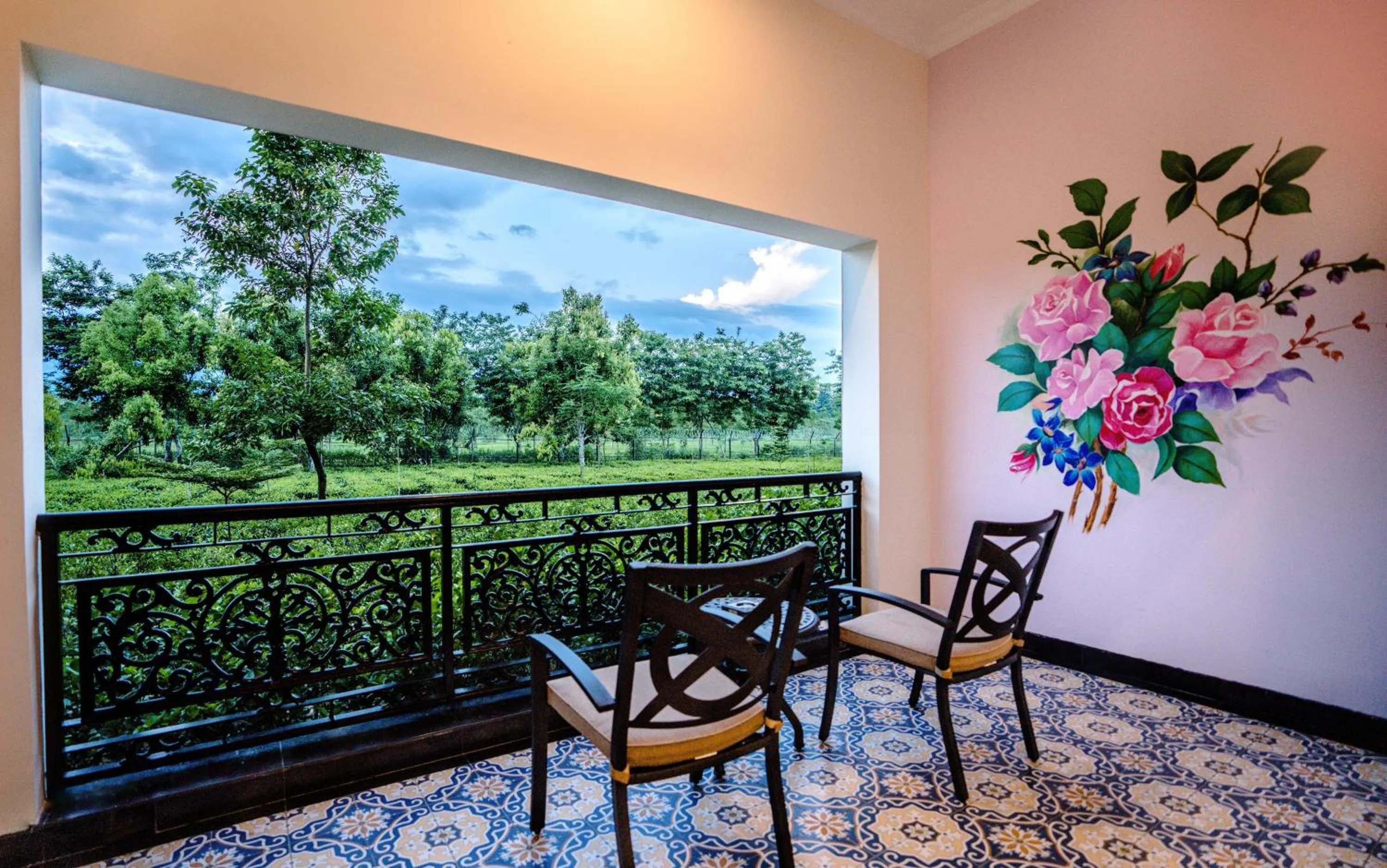 Balcony/Terrace in MAYFAIR Tea Resort