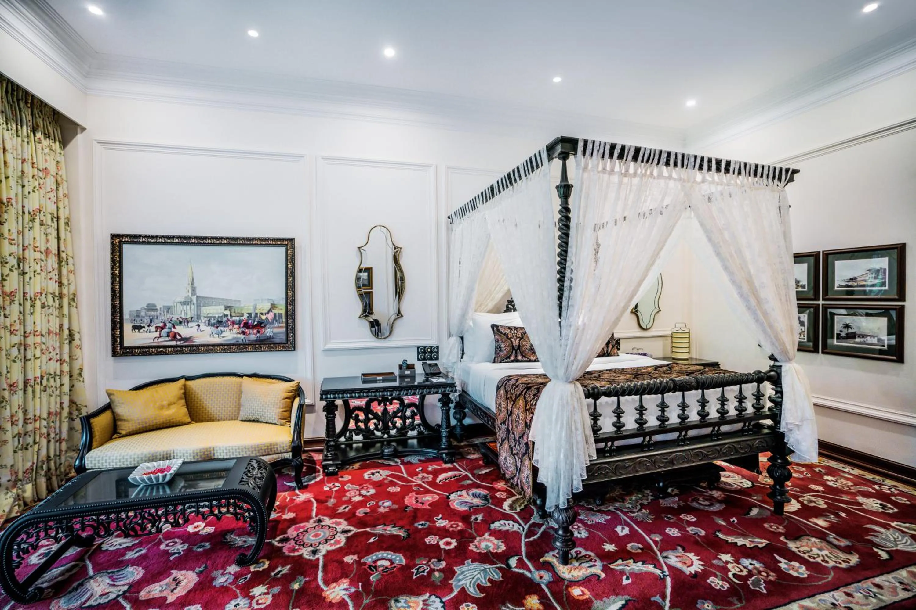 Bed in MAYFAIR Tea Resort