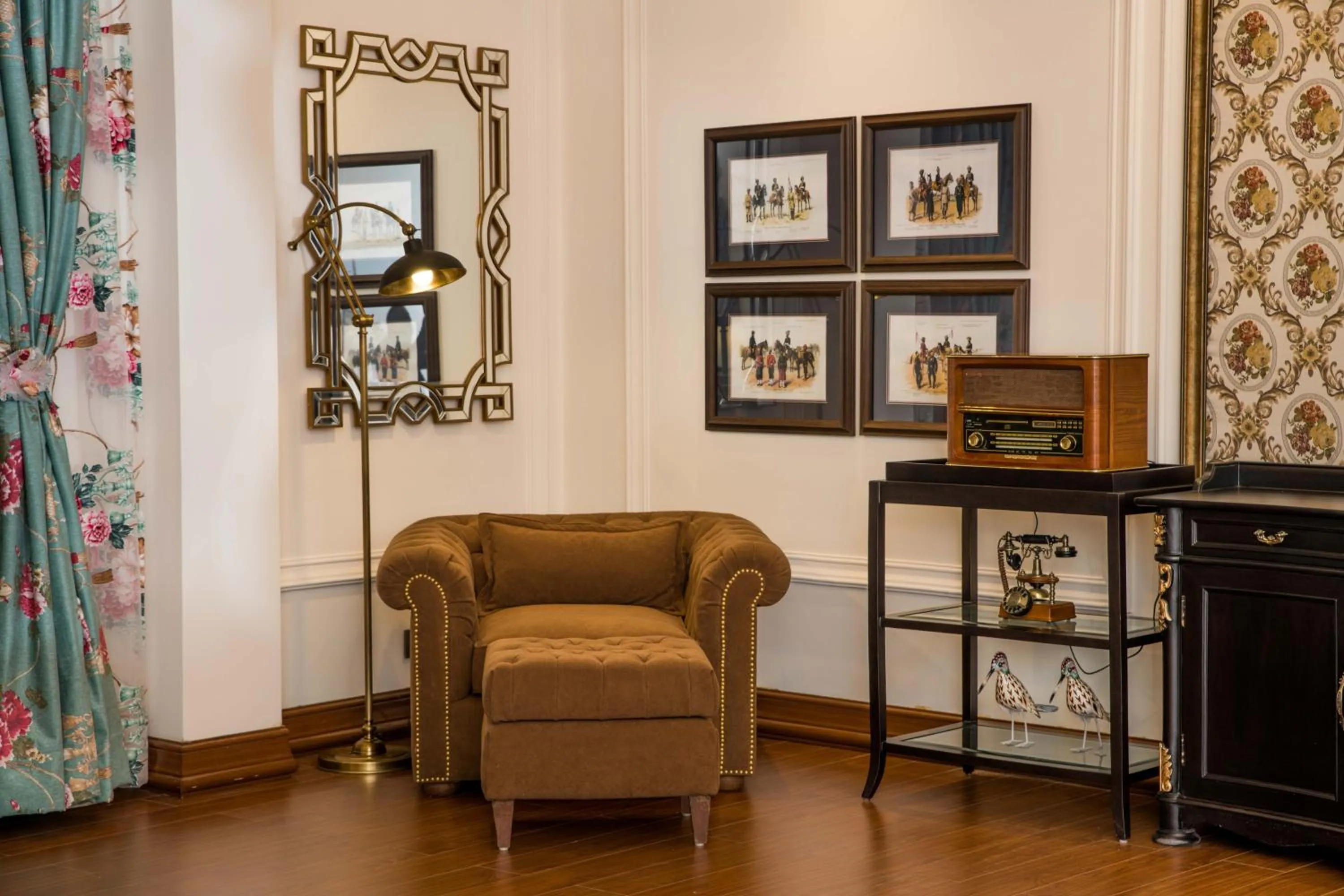 Seating area in MAYFAIR Tea Resort