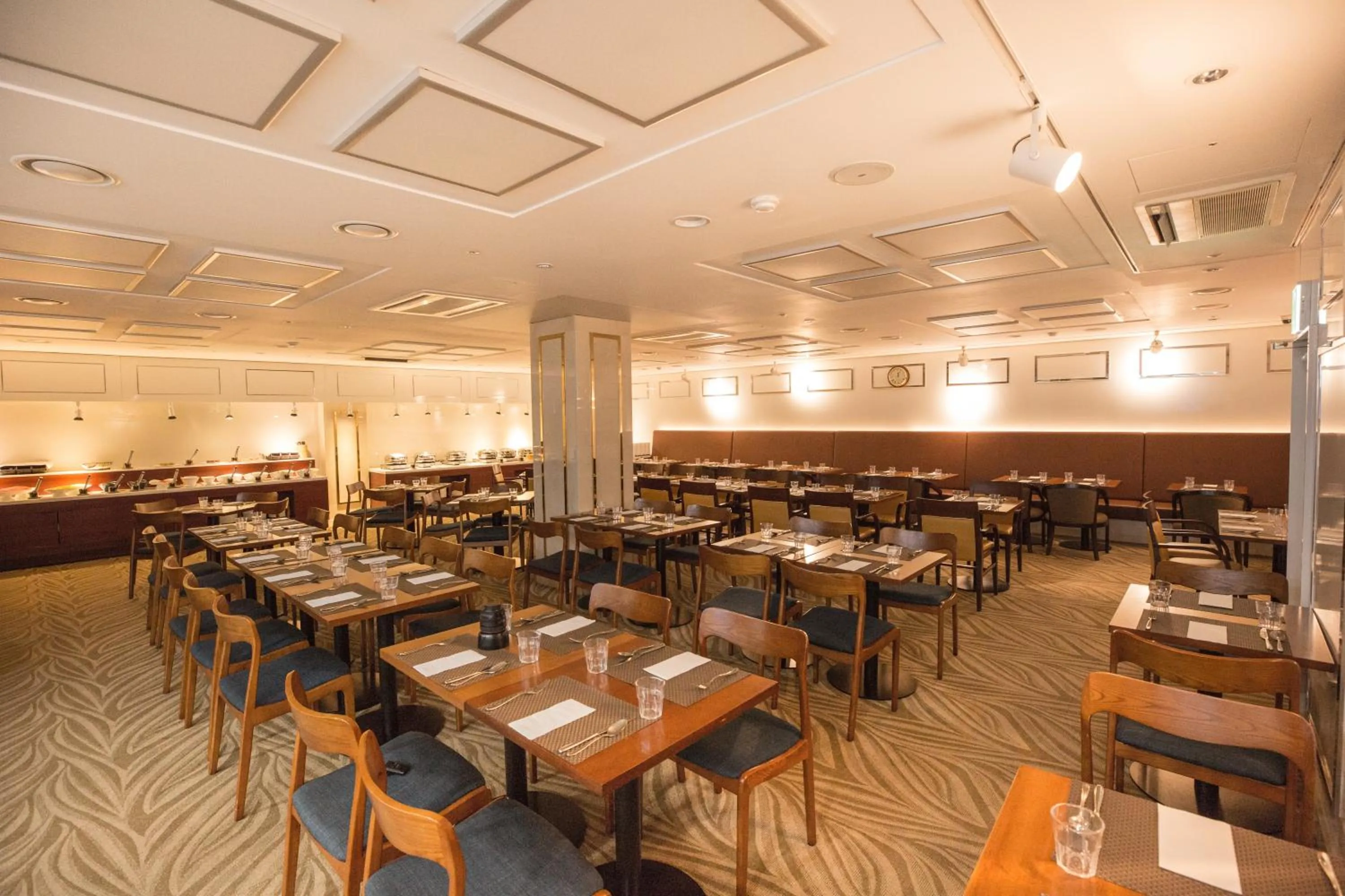 Restaurant/places to eat in Summit Hotel Seoul Dongdaemun