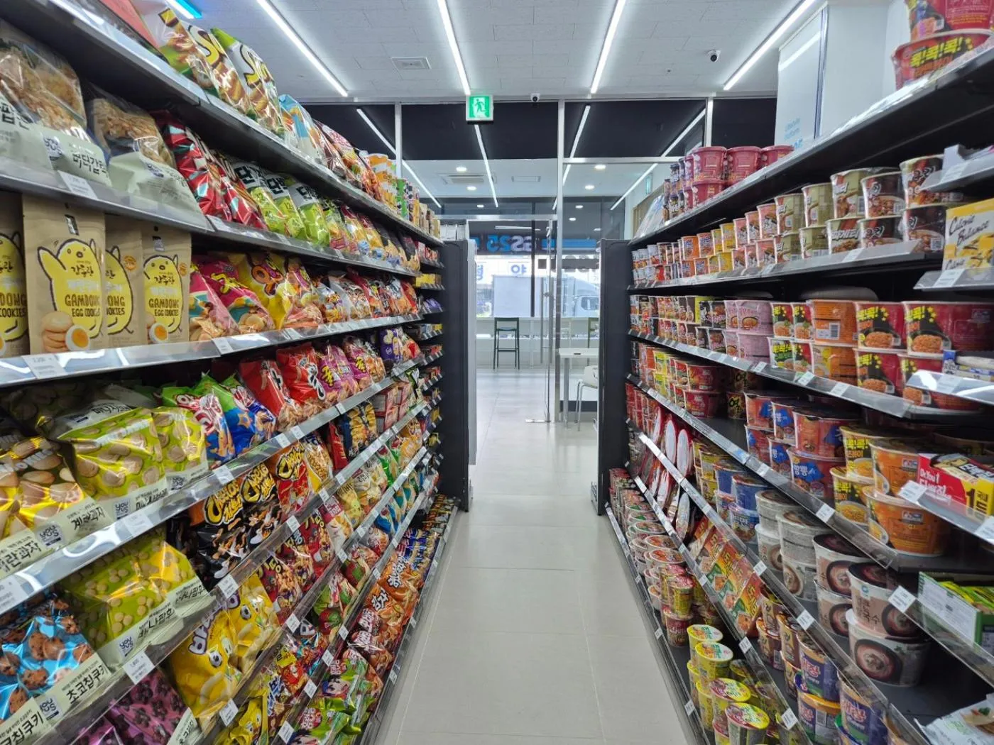 Supermarket/grocery shop in Summit Hotel Seoul Dongdaemun
