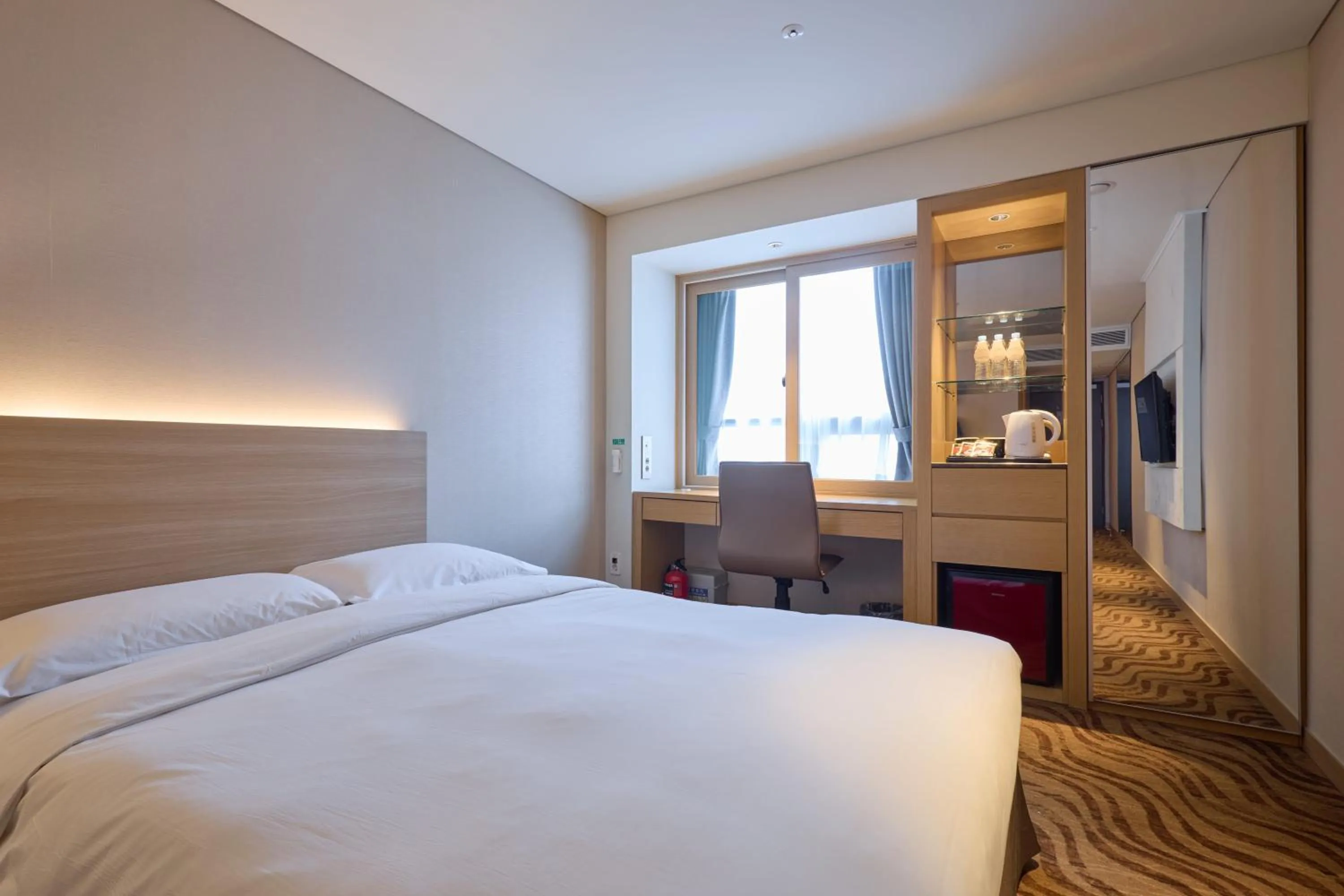 Bed in Summit Hotel Seoul Dongdaemun