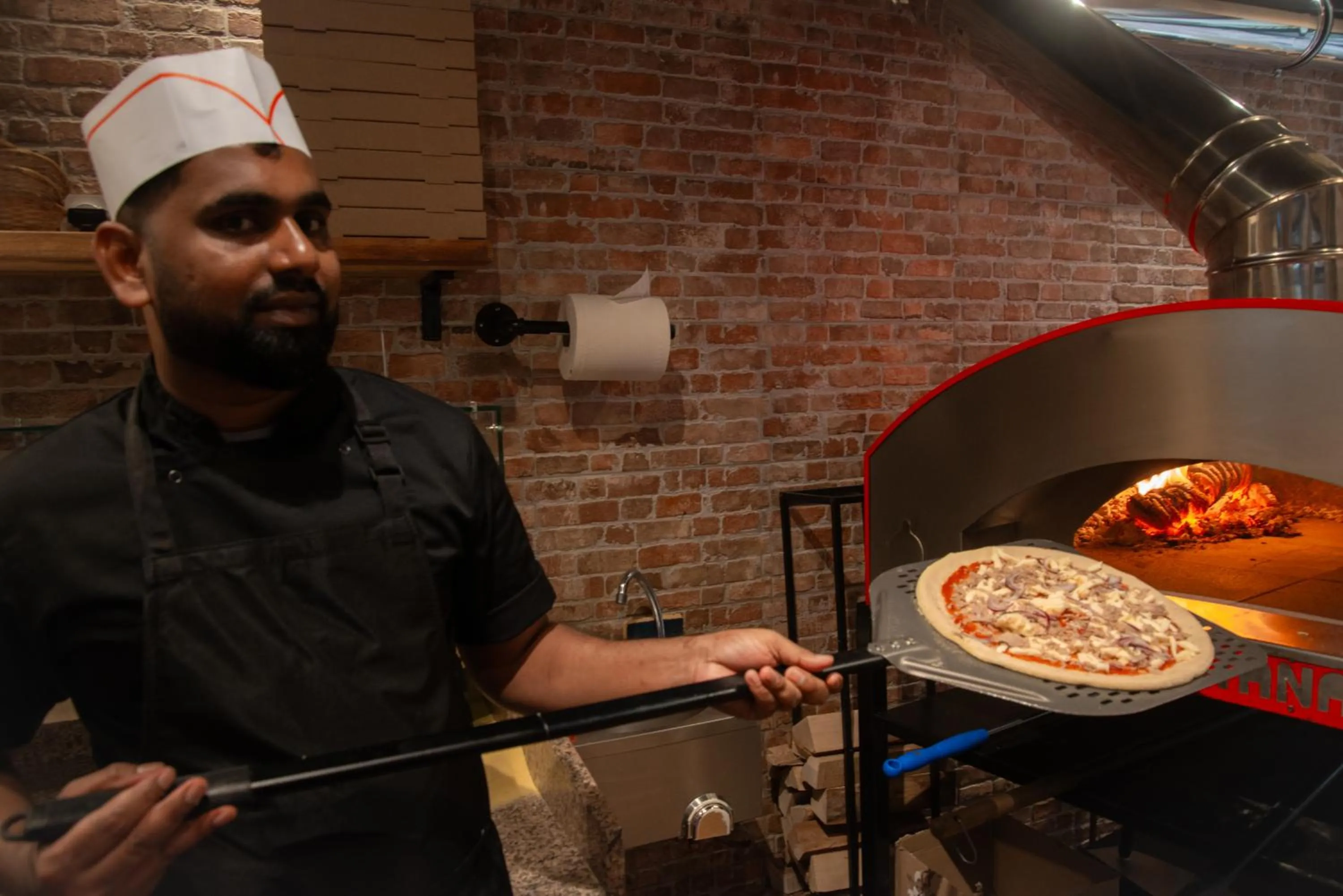 Restaurant/places to eat in City Inn Paris