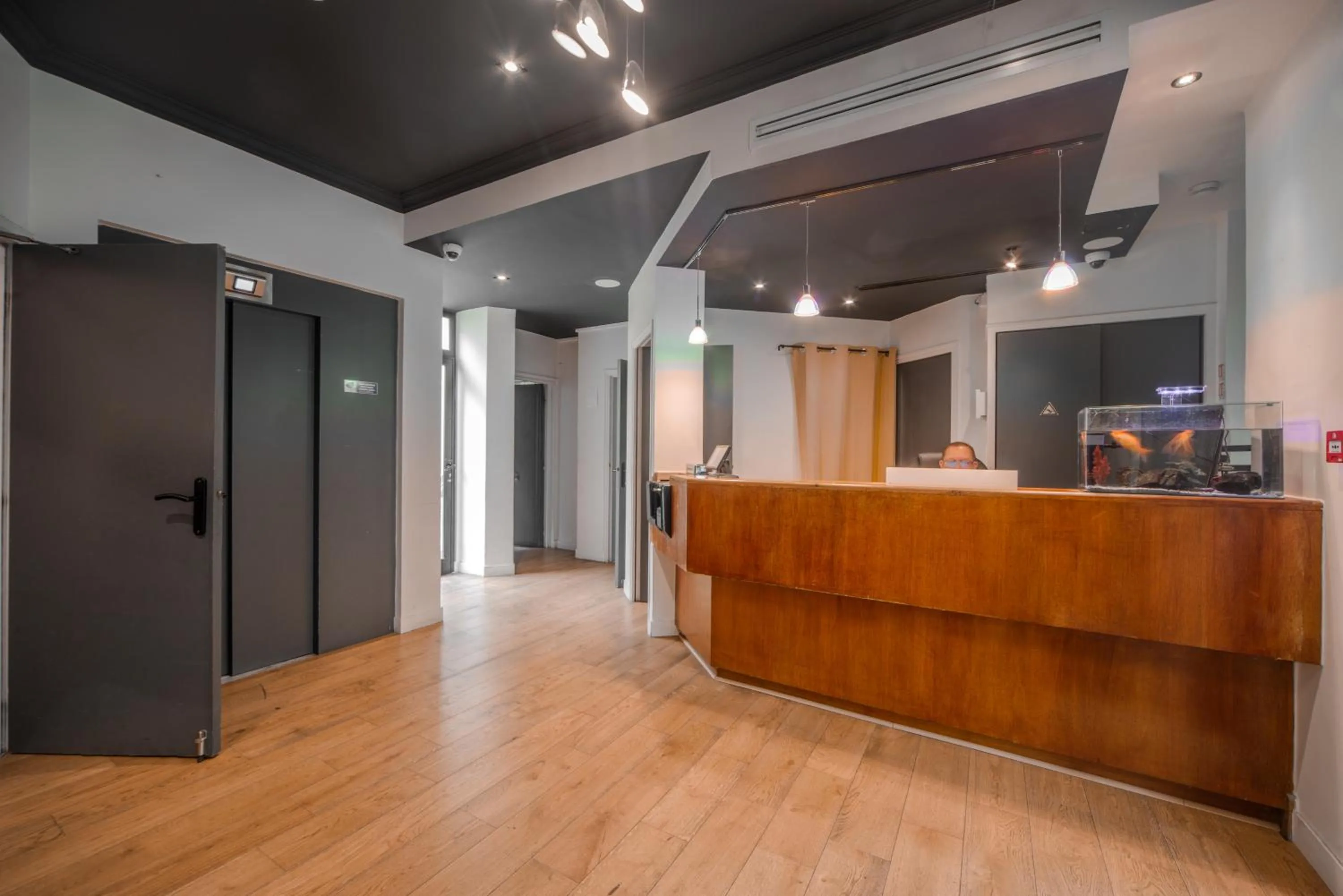 Lobby or reception in City Inn Paris