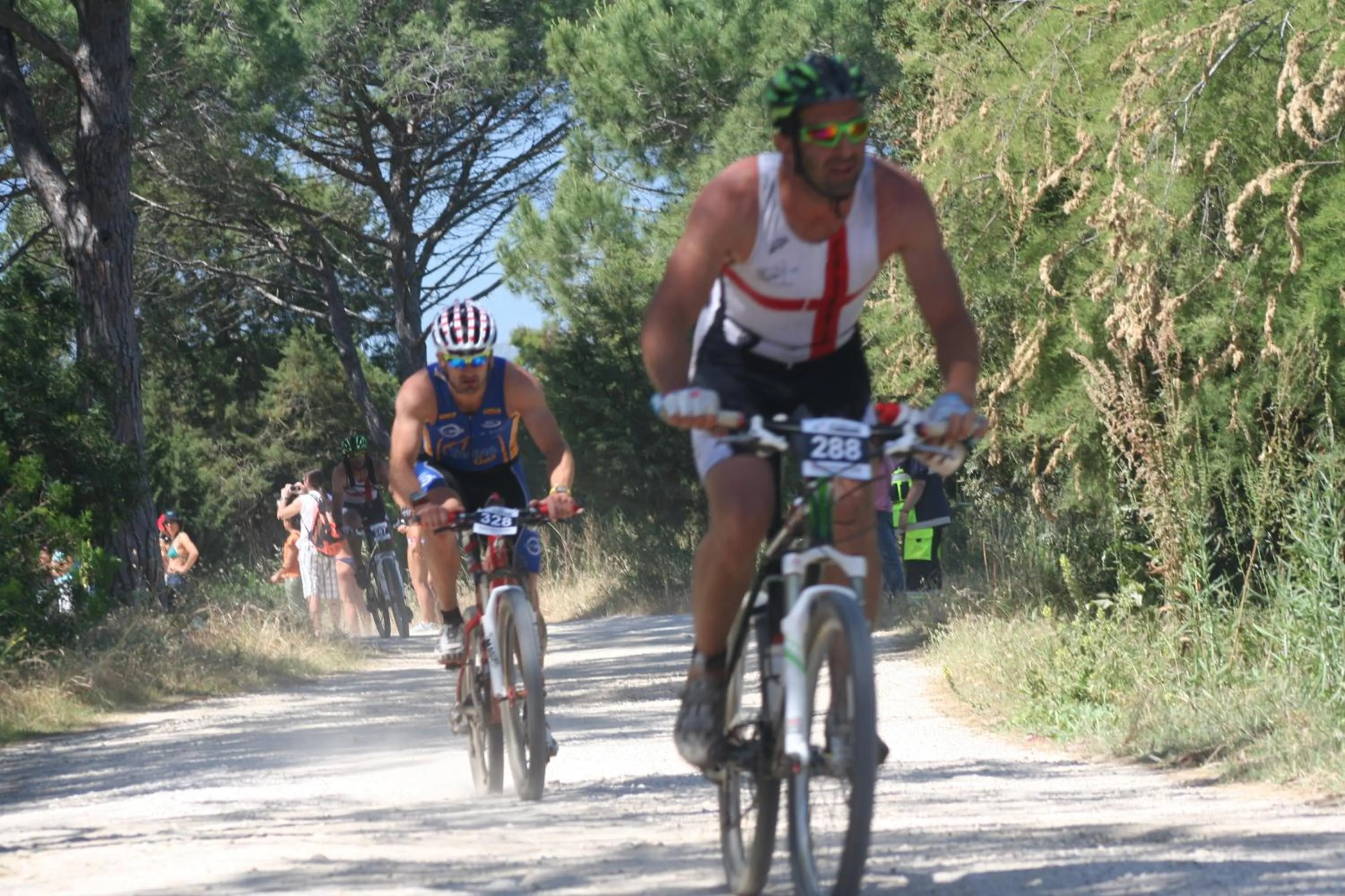 Cycling in Villa La Conchiglia Rooms