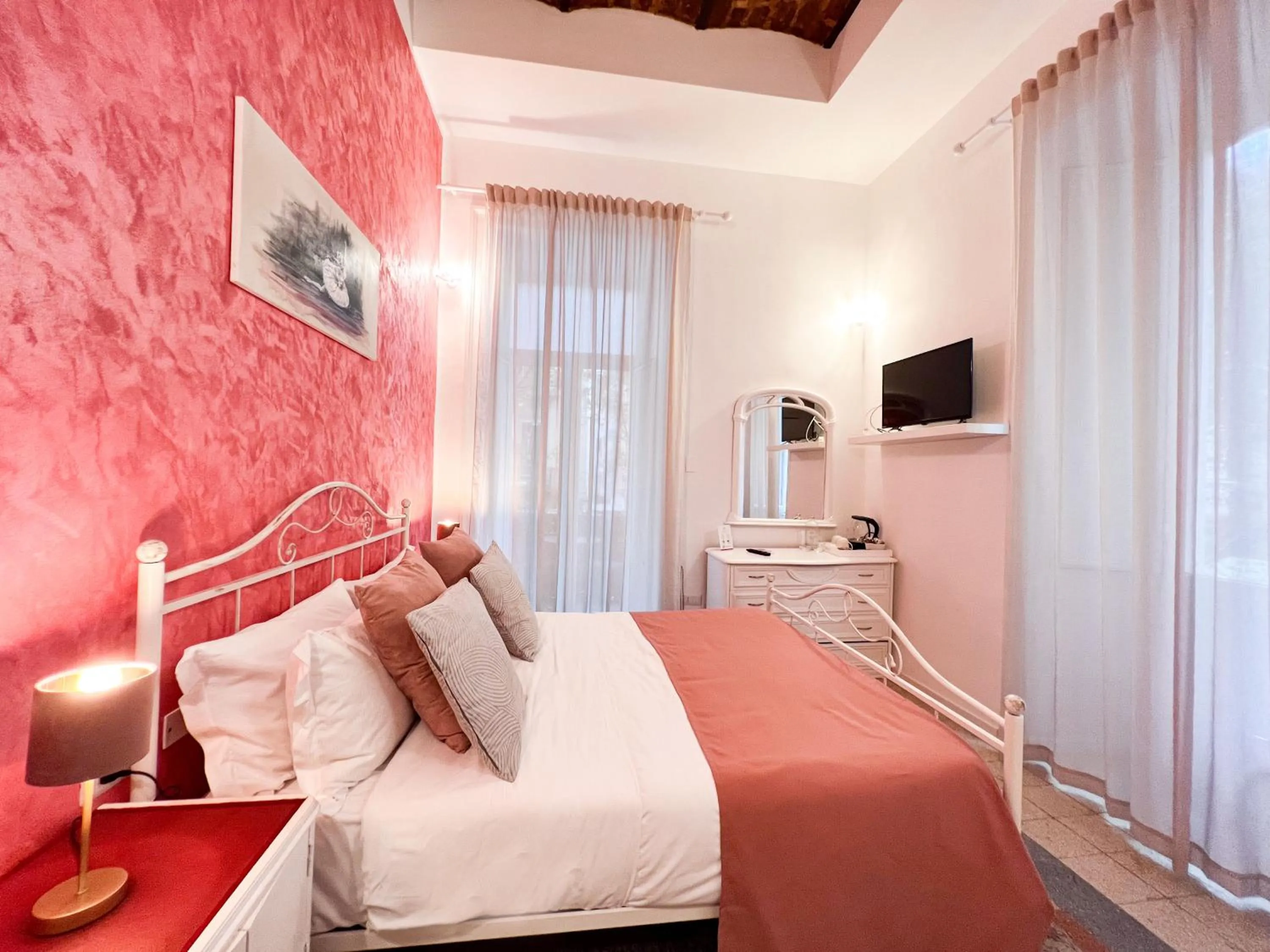 Bed in Suite Scarlatti