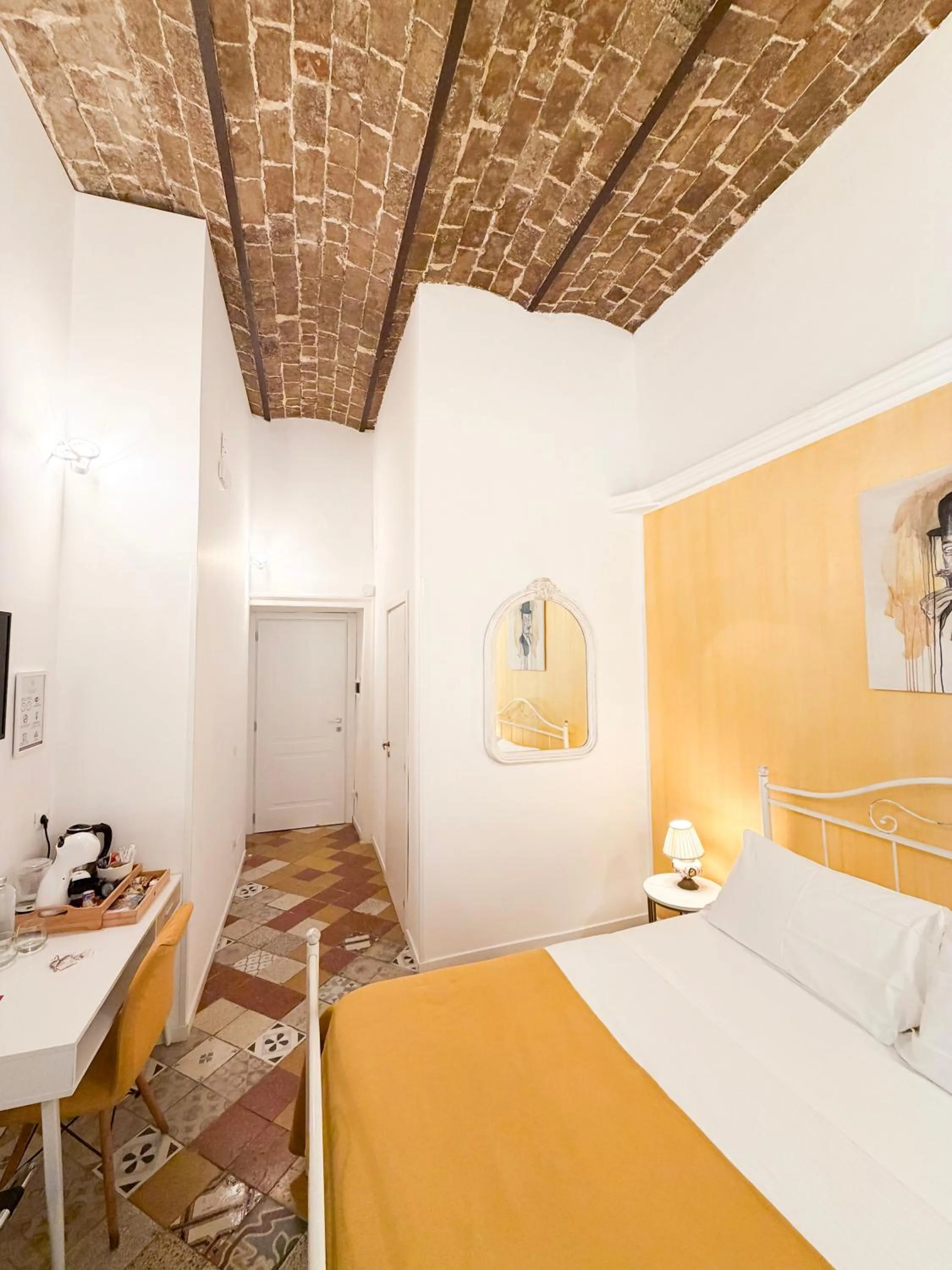 Bed in Suite Scarlatti